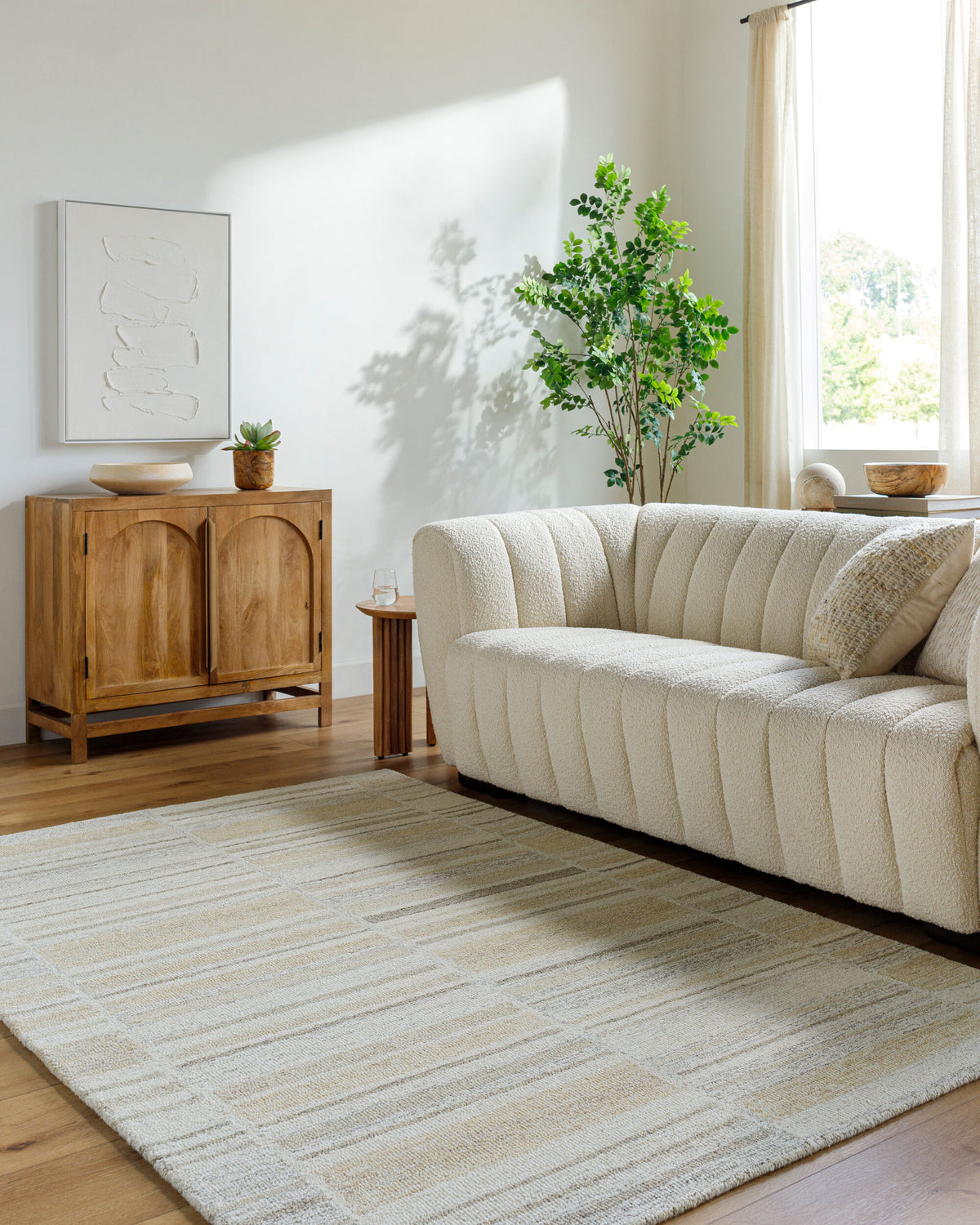 Granada GND-2375 Hand Tufted Rug