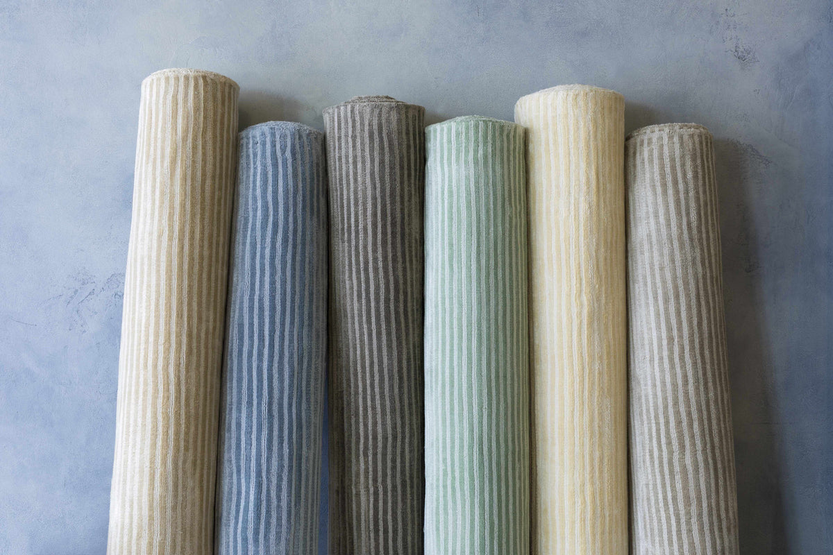 Graphite GPH-53 Handmade Rug