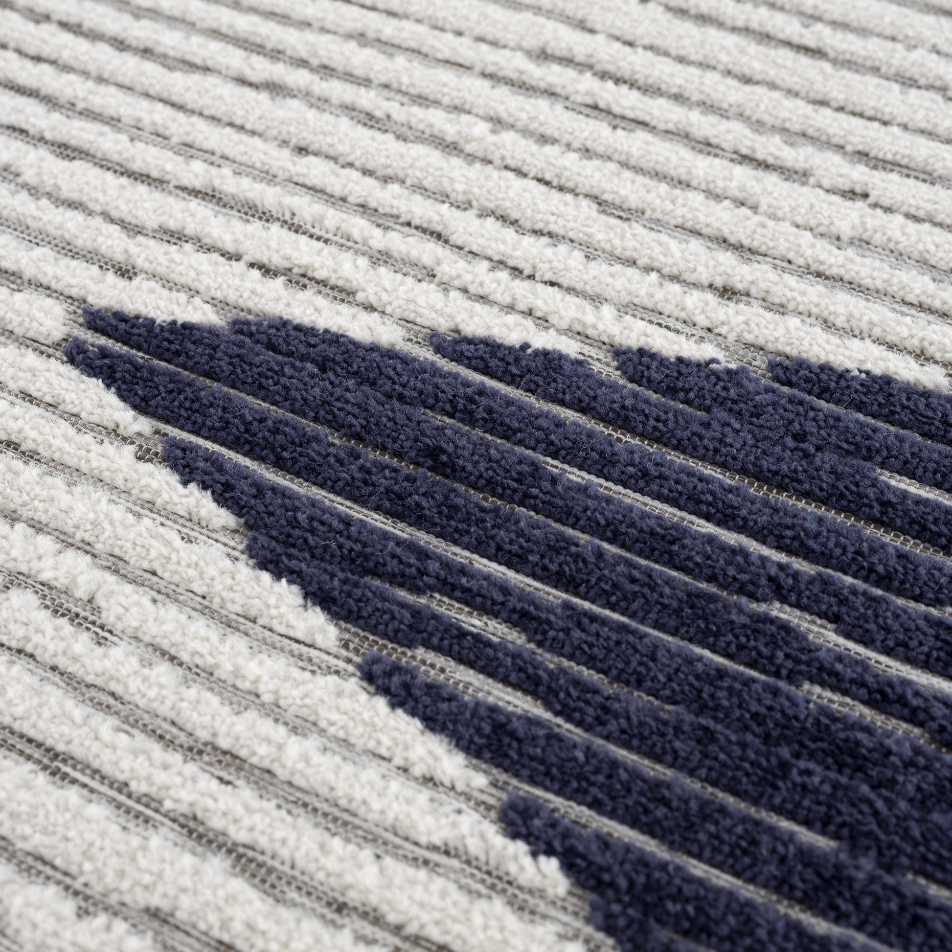 Greenwich GWC-2324 Machine Woven Rug