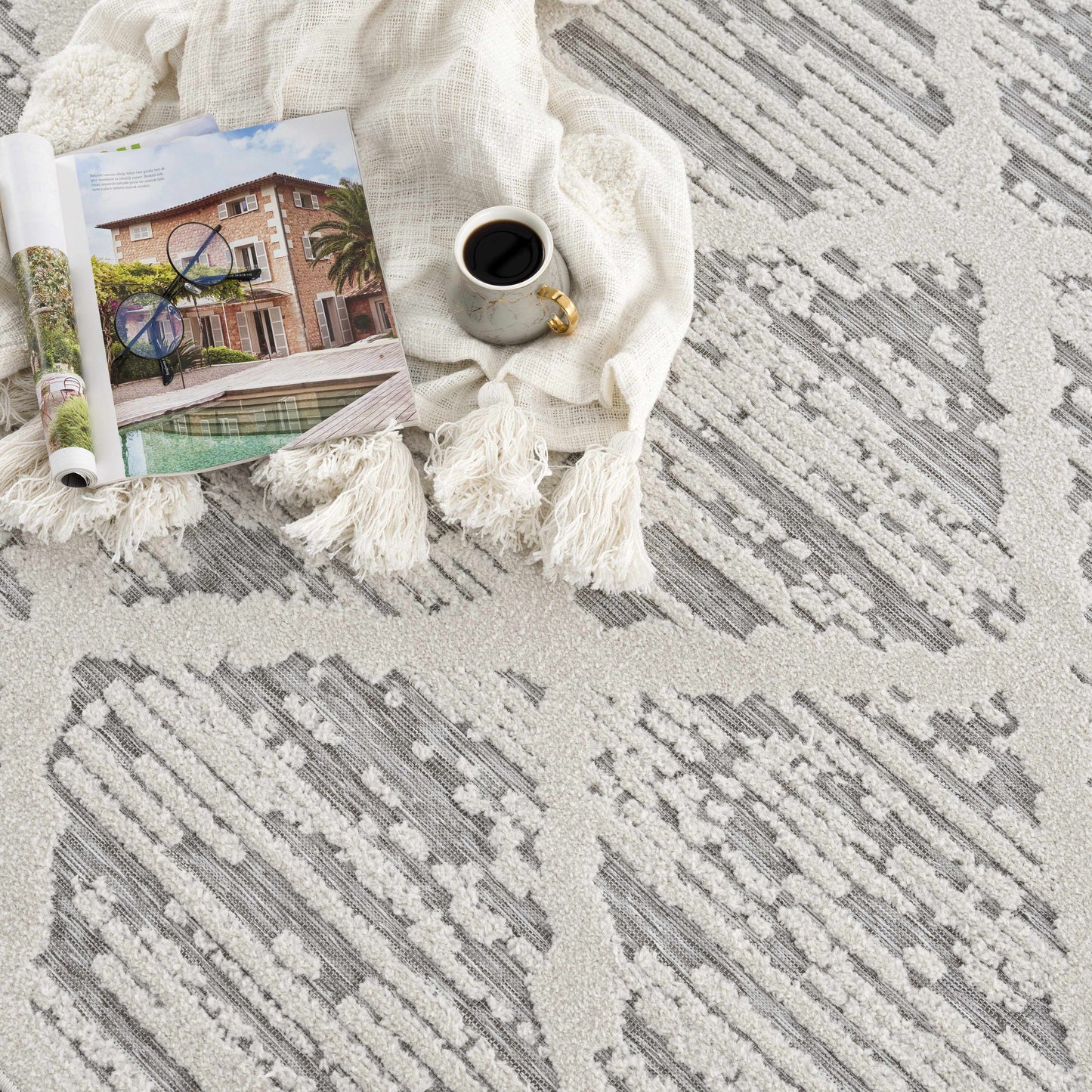 Greenwich GWC-2328 Machine Woven Rug