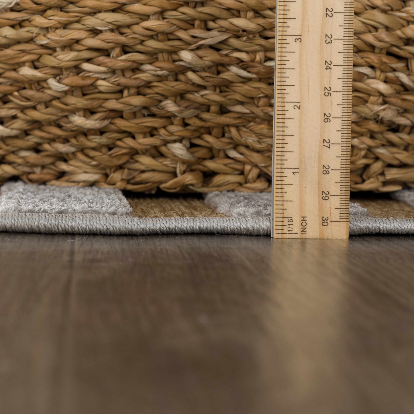 Greenwich GWC-2335 Machine Woven Rug