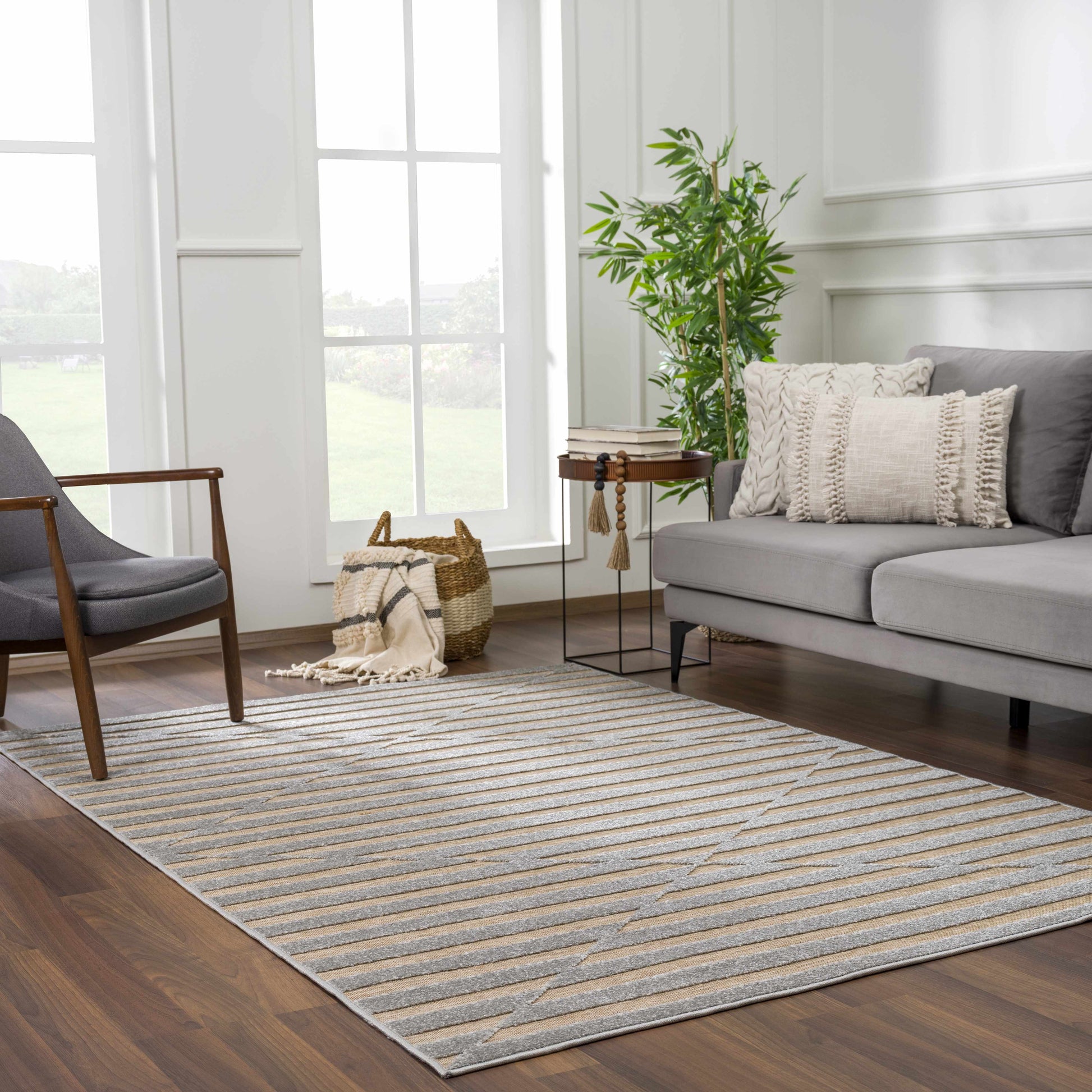 Greenwich GWC-2335 Machine Woven Rug