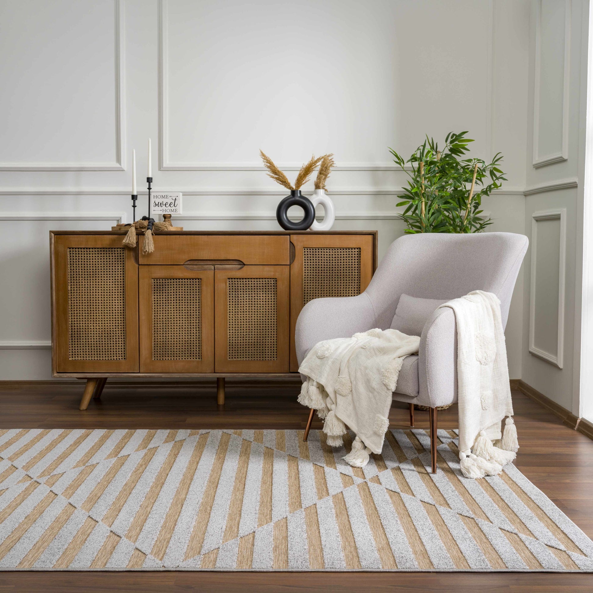 Greenwich GWC-2335 Machine Woven Rug