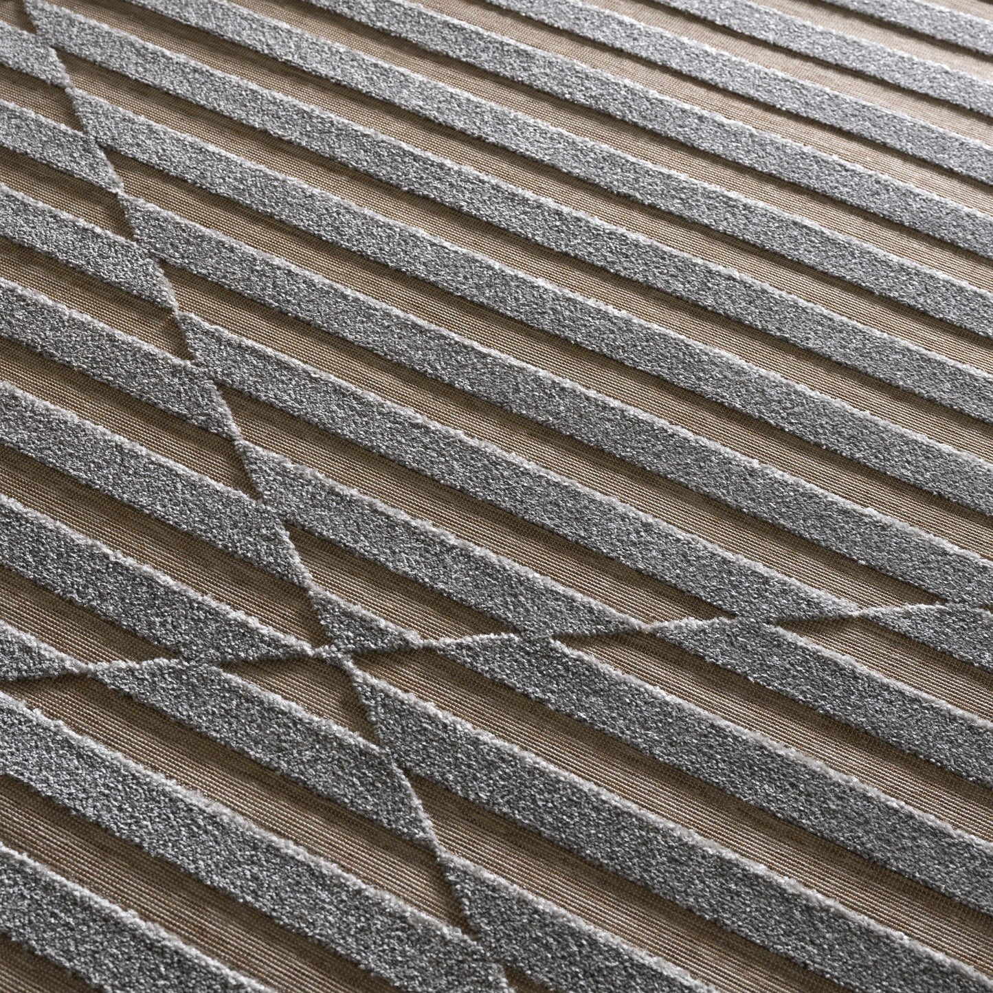 Greenwich GWC-2335 Machine Woven Rug