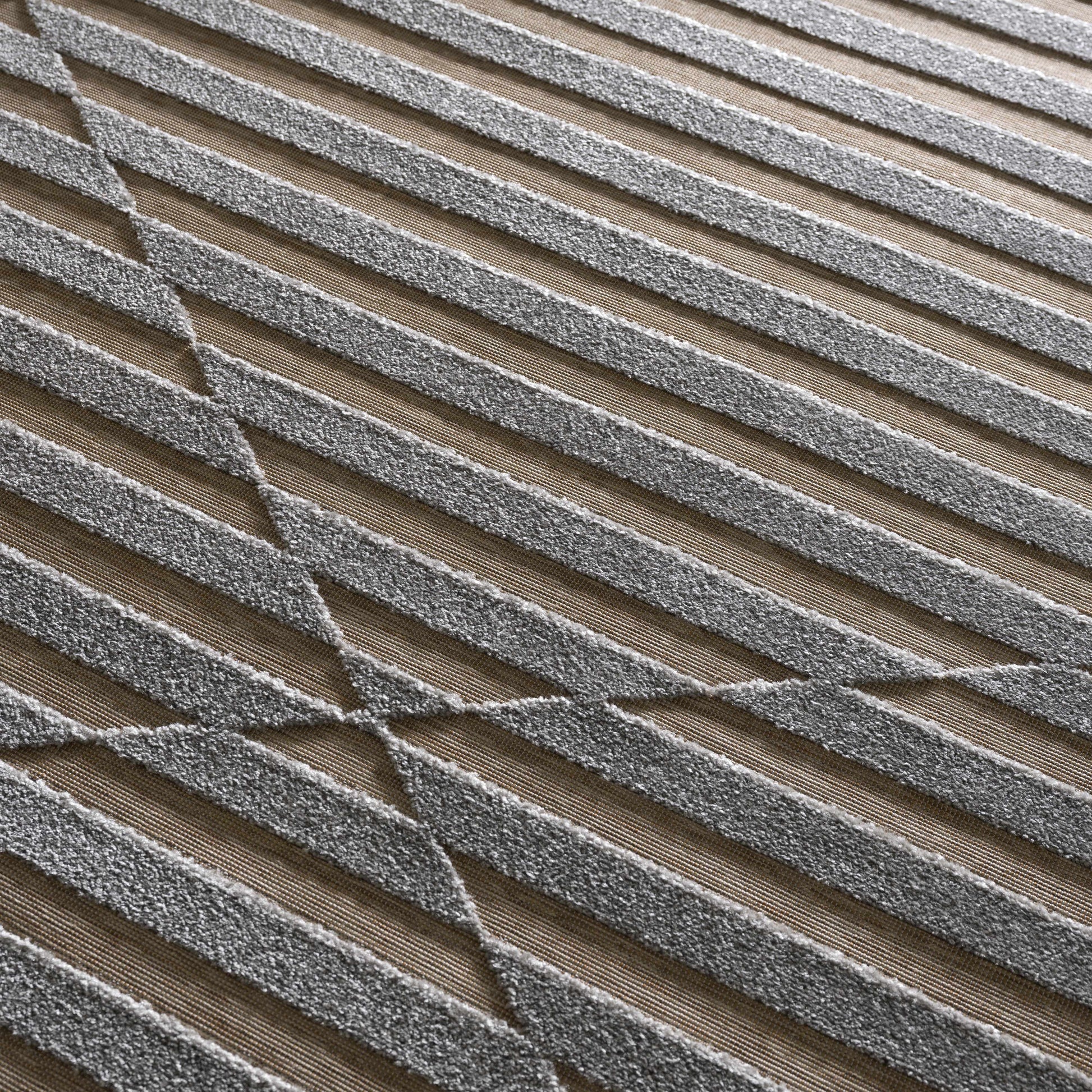 Greenwich GWC-2335 Machine Woven Rug