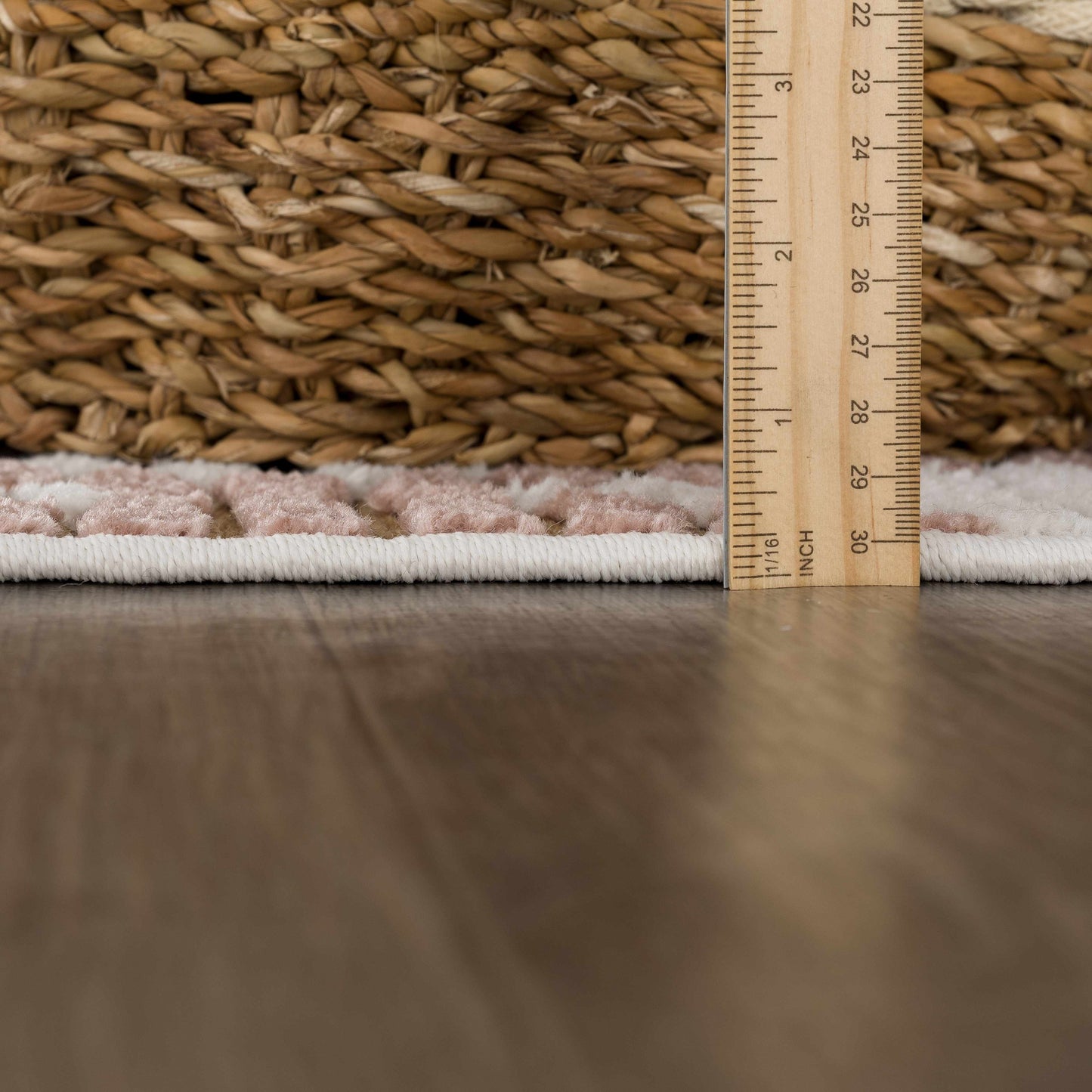 Greenwich GWC-2339 Machine Woven Rug