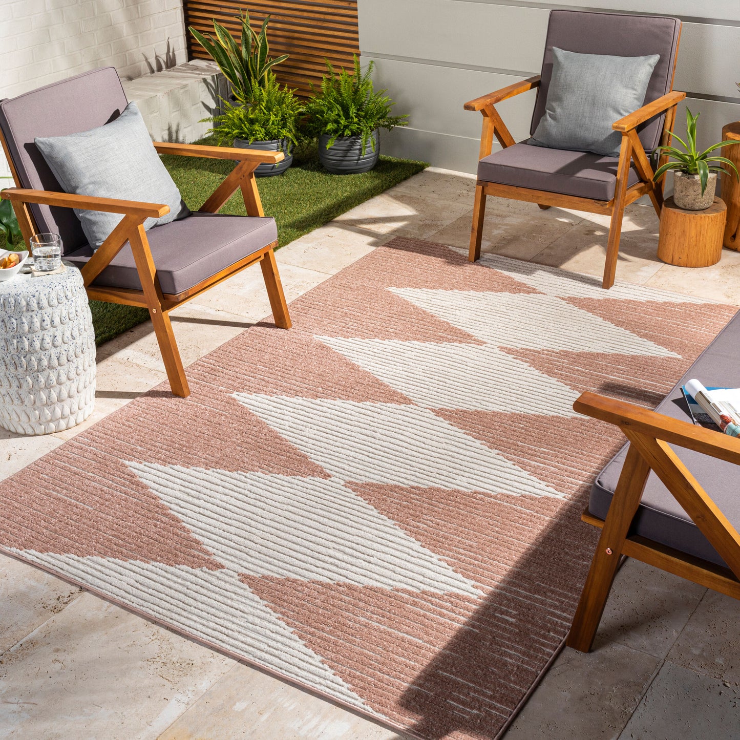 Greenwich GWC-2323 5' x 7' Machine Woven Indoor/Outdoor Area Rug