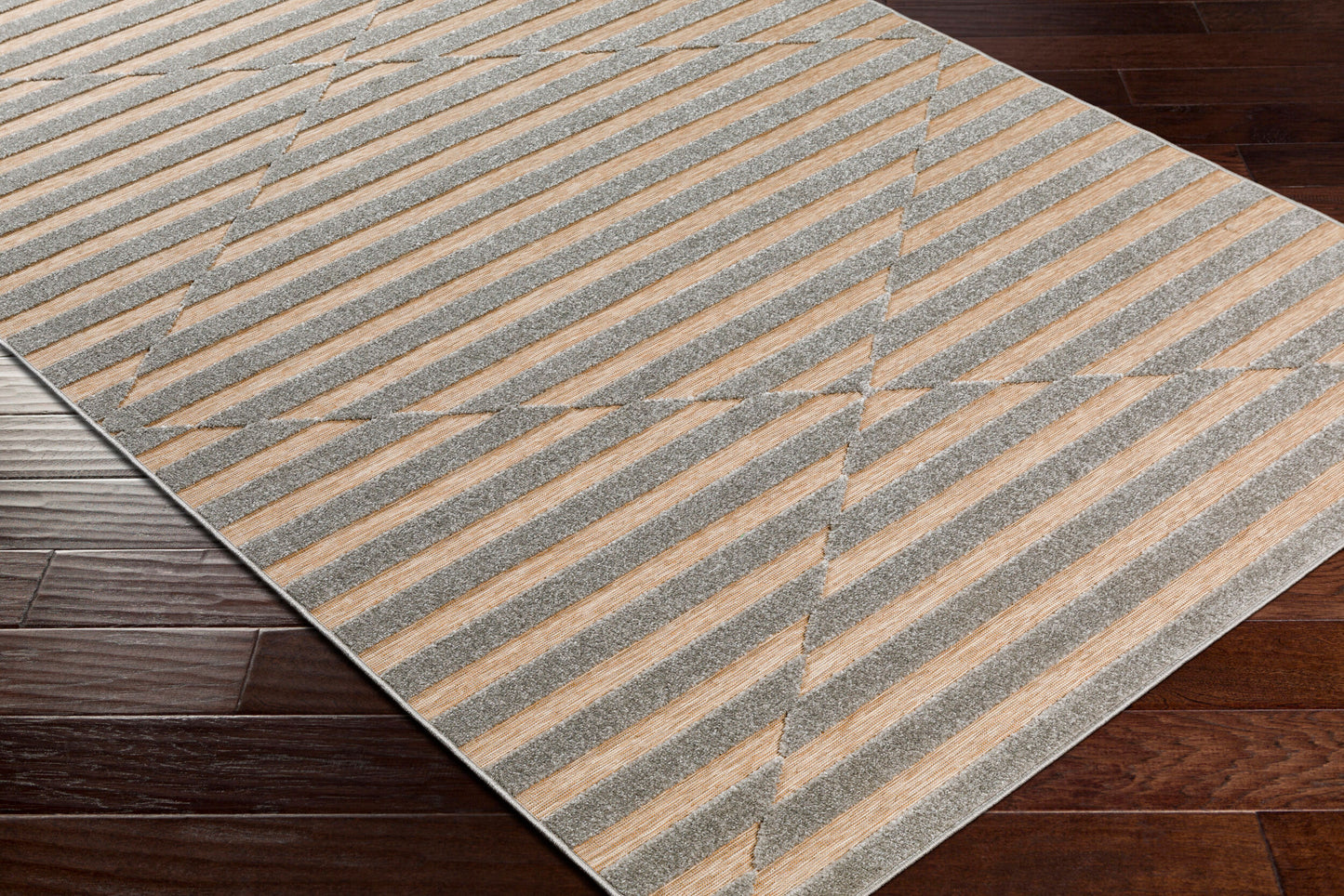Greenwich GWC-2335 5' x 7' Machine Woven Indoor/Outdoor Area Rug
