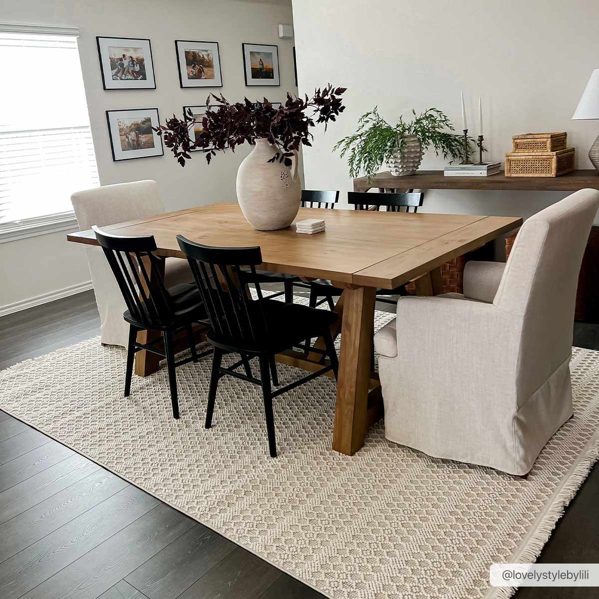 New Delhi NWH-2308 Machine Woven Rug