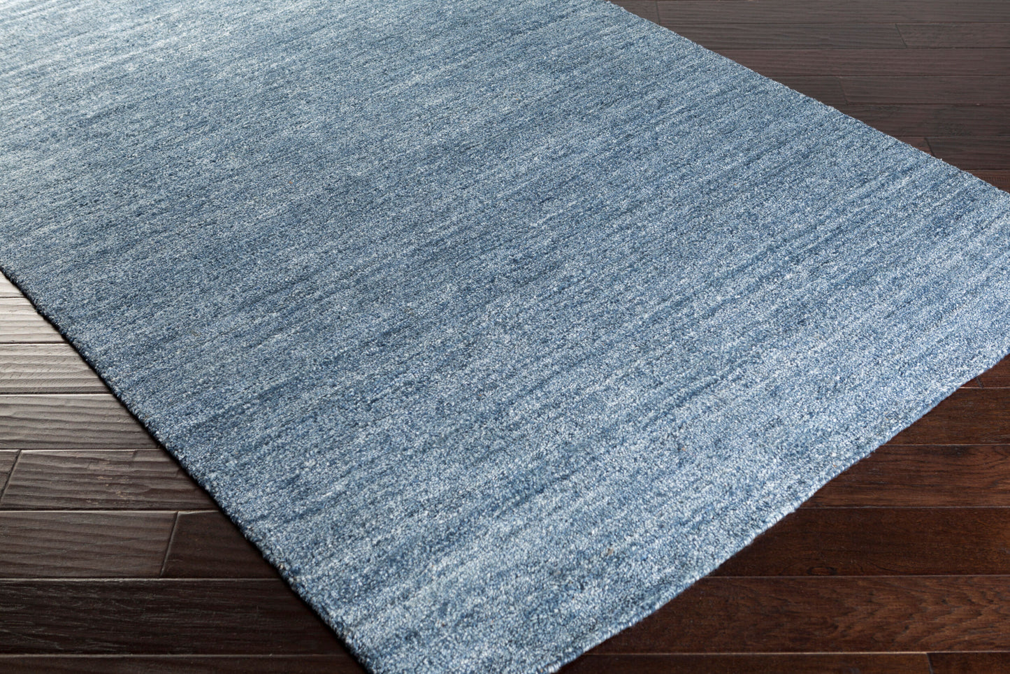 Haize HAZ-6007 3' x 5' Handmade Faux Silk Accent Rug