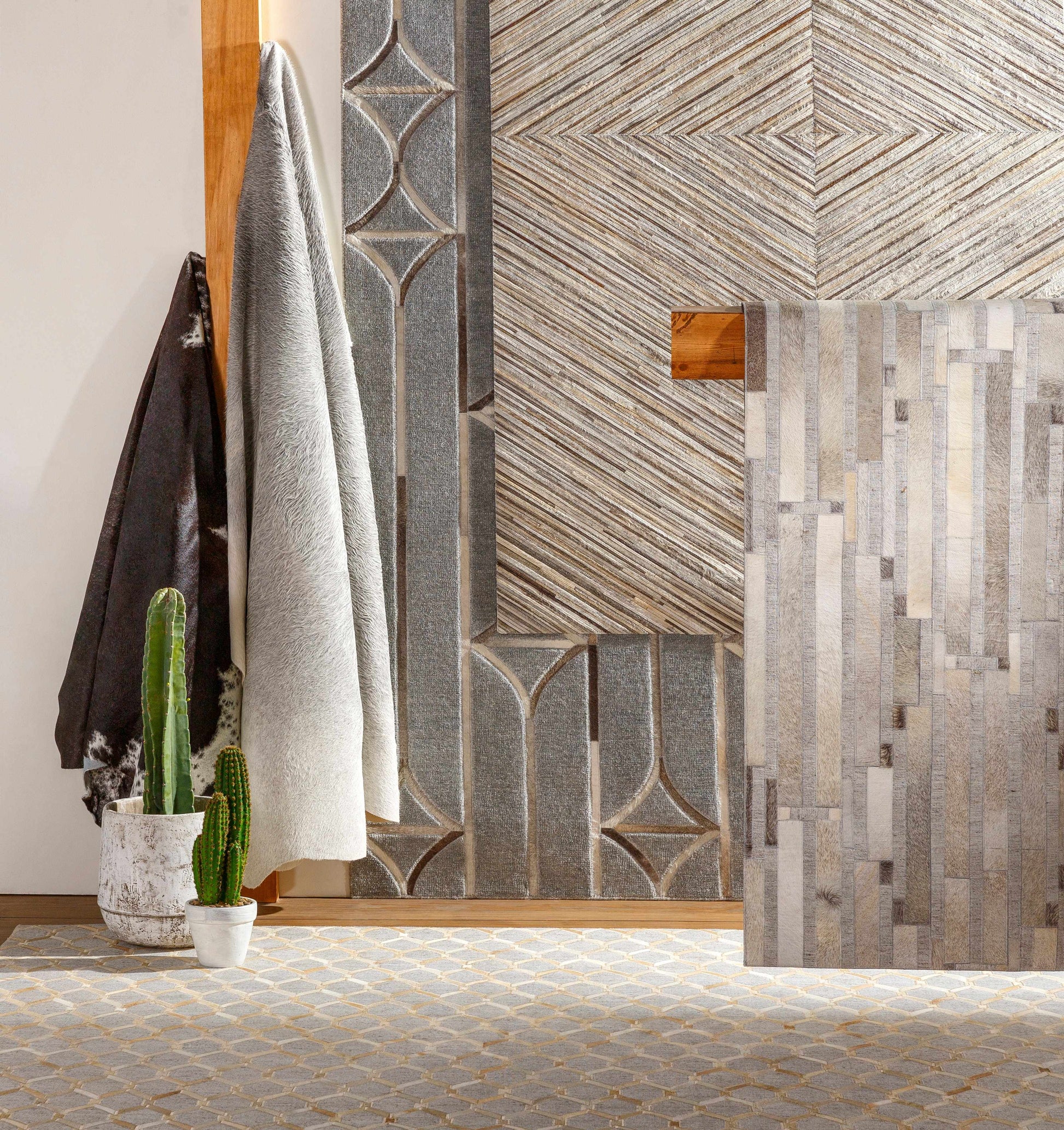 Eloquent ELQ-2301 Hand Crafted Rug