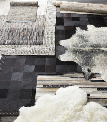 Outback OUT-1010 Hand Crafted Rug