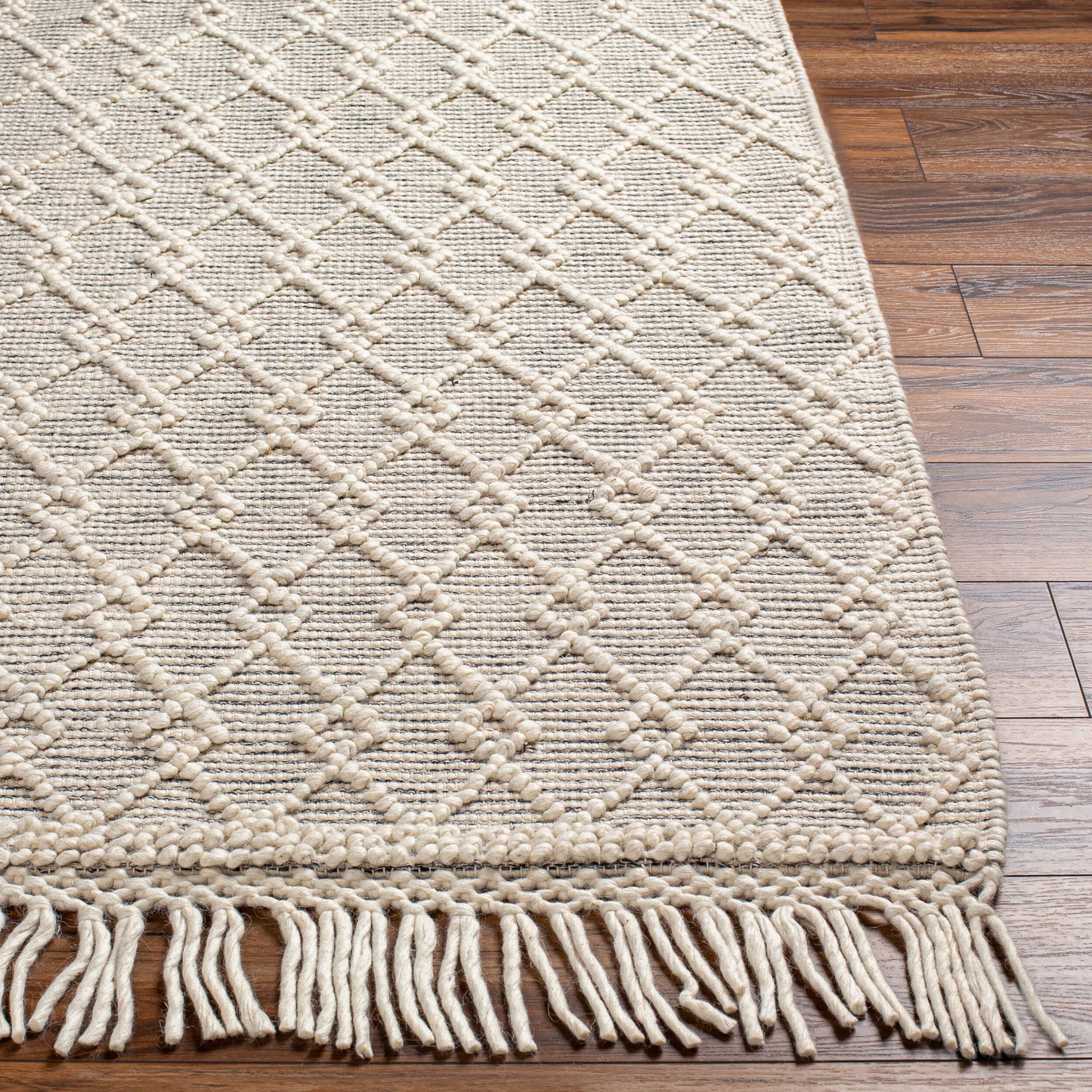 Hemingway HMG-2304 3ft Round Handmade Accent Rug