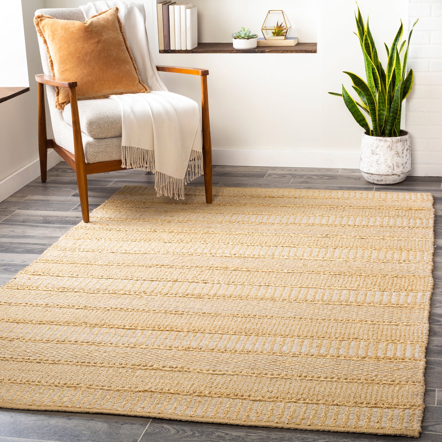 Aria IAA-1001 2' x 3' Handmade Accent Rug