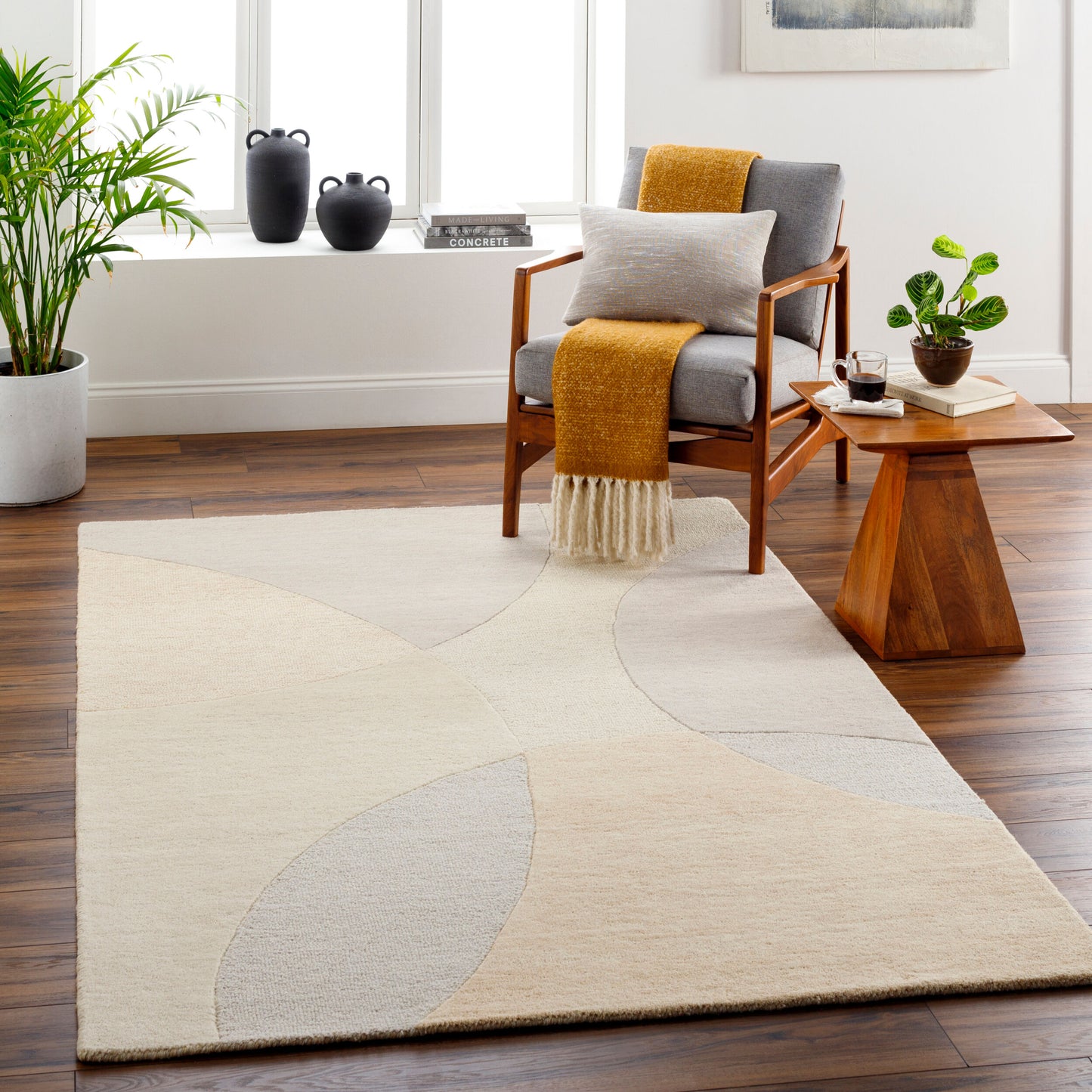 Isabel IBL-2300 2' x 3' Handmade Wool Accent Rug