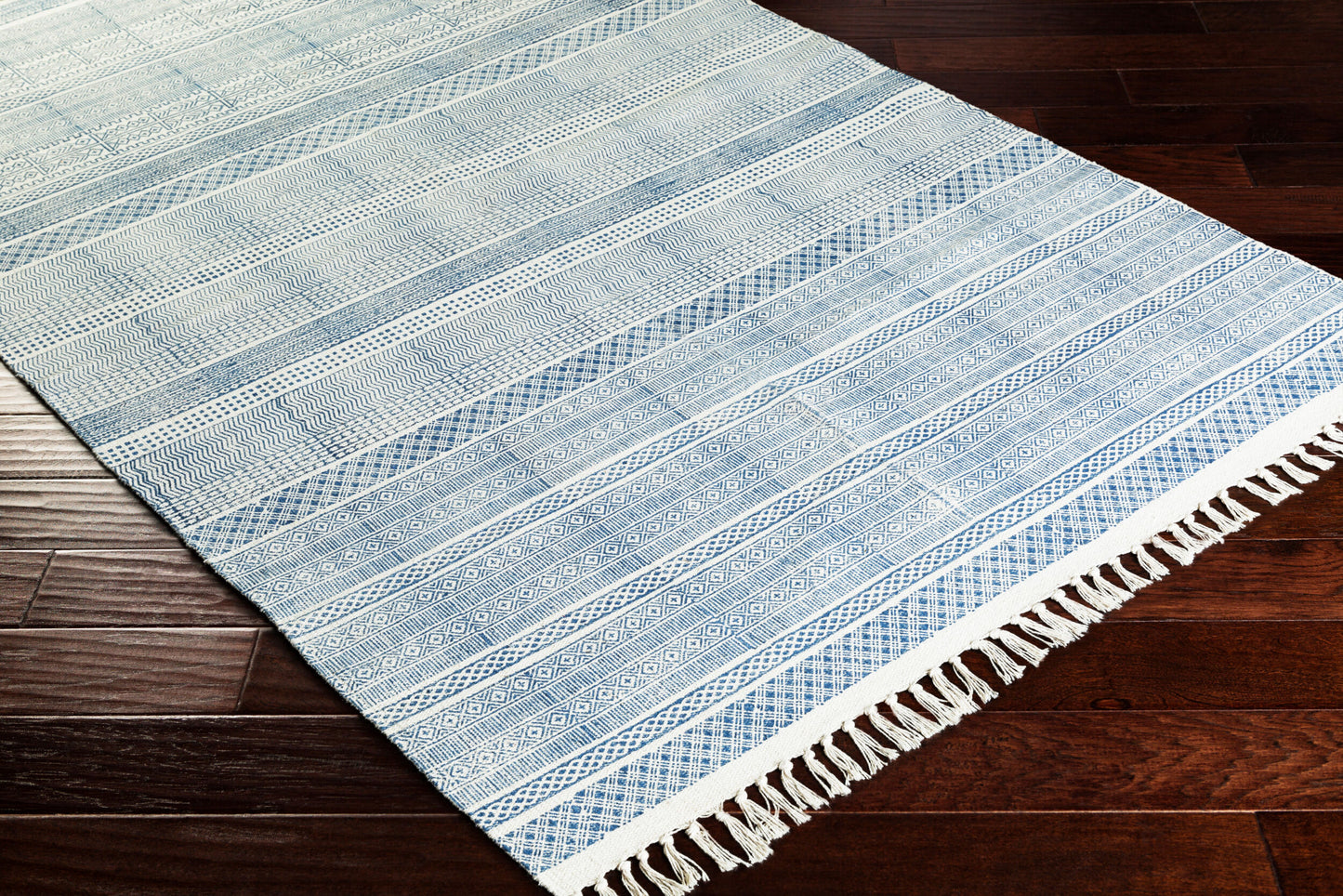 Idina IDI-8800 2' x 3' Handmade Accent Rug