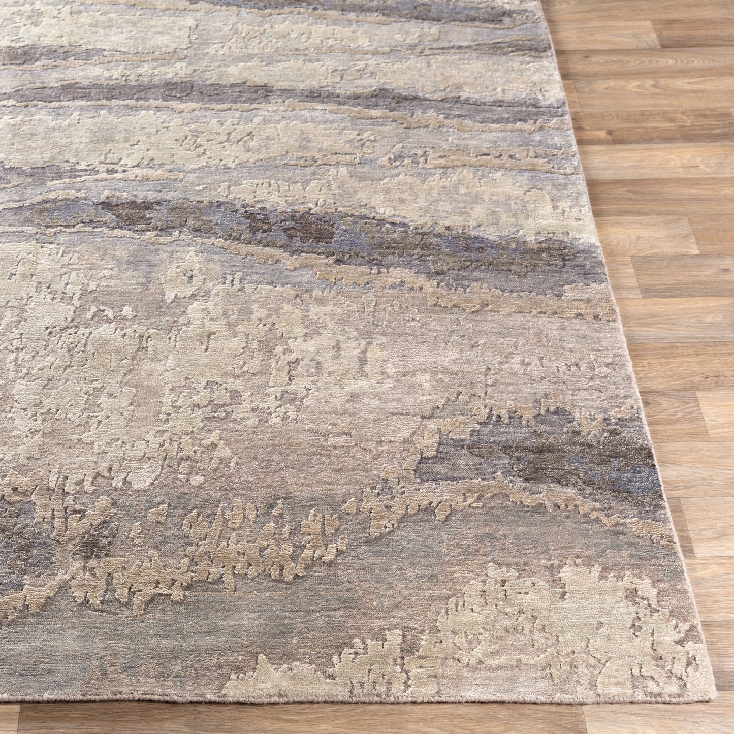 Imola IML-1002 2' x 3' Handmade Faux Silk Accent Rug