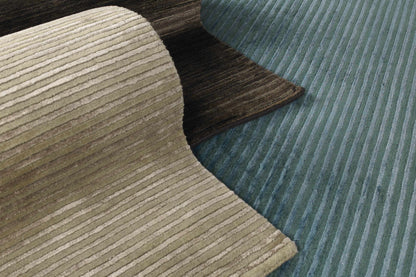 Mugal IN-8243 Hand Knotted Rug