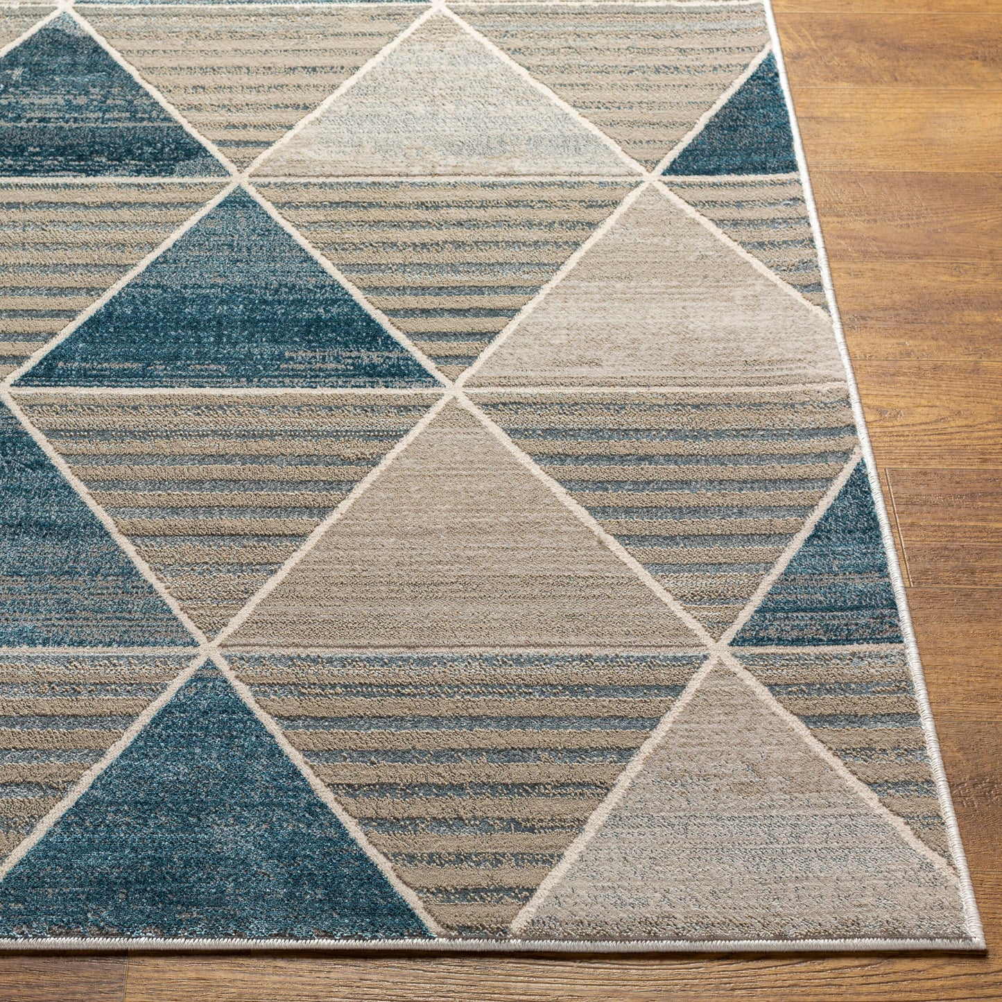 Impulse IPS-2306 2' x 3' Machine Woven Accent Rug