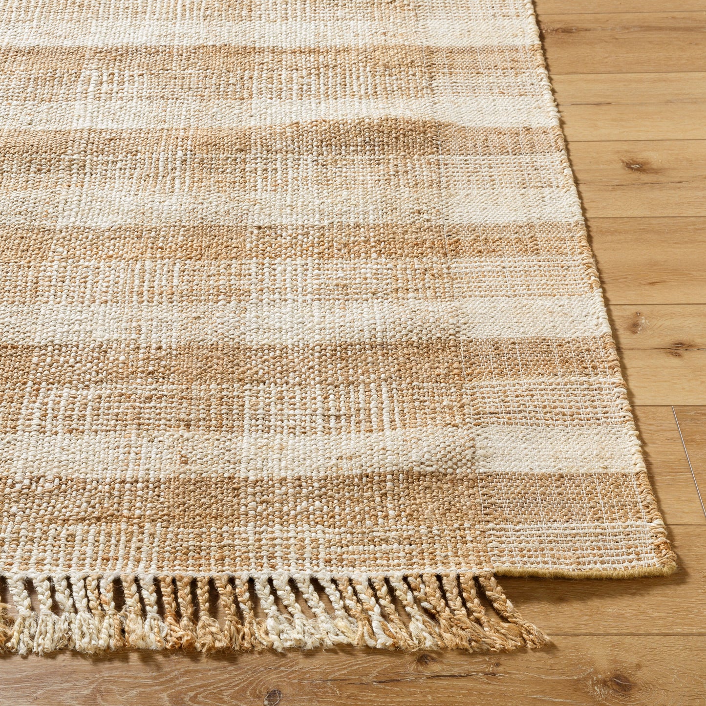 Jasmine JAM-2305 2' x 3' Handmade Jute Accent Rug