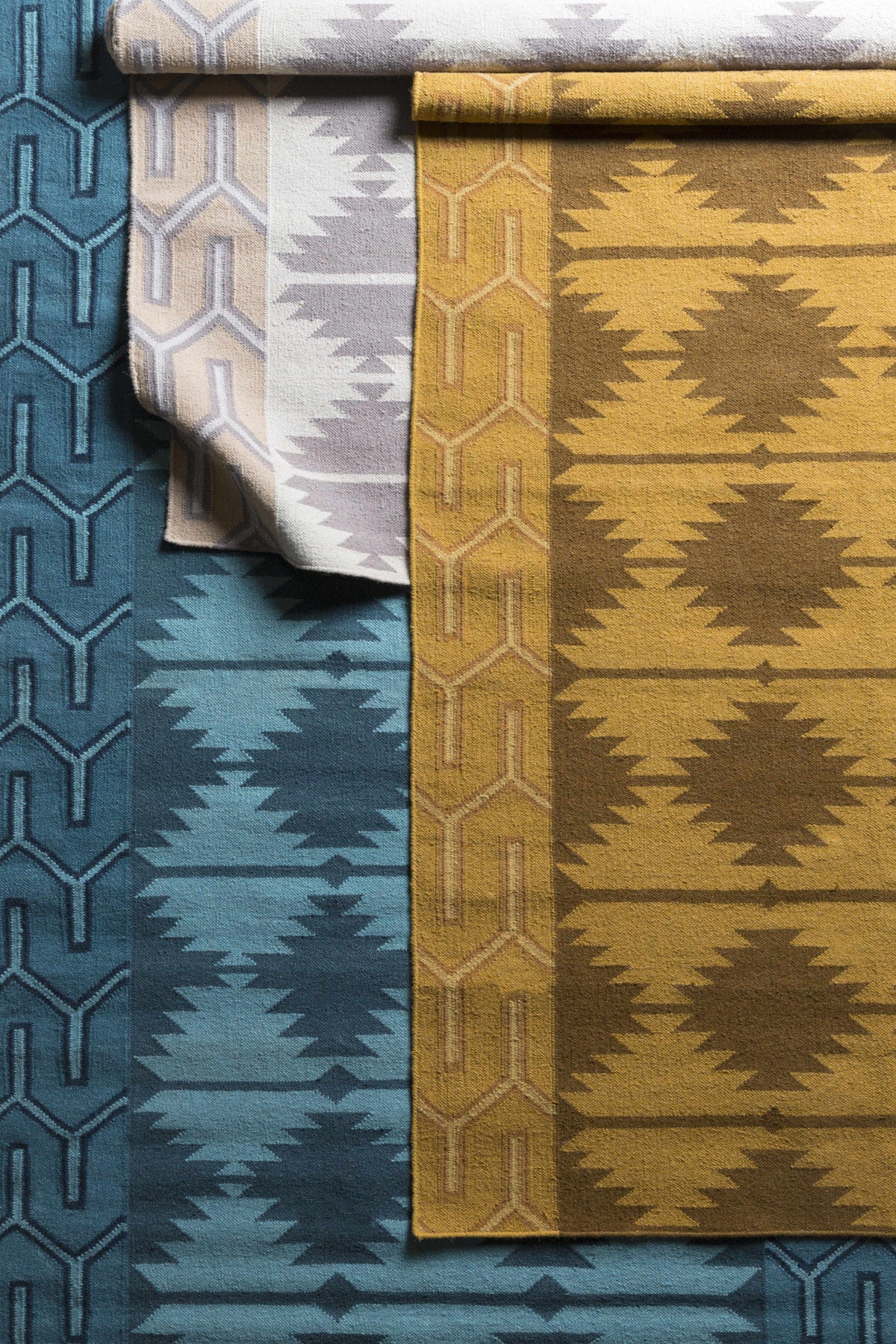Jewel Tone II JTII-2066 Hand Woven Rug
