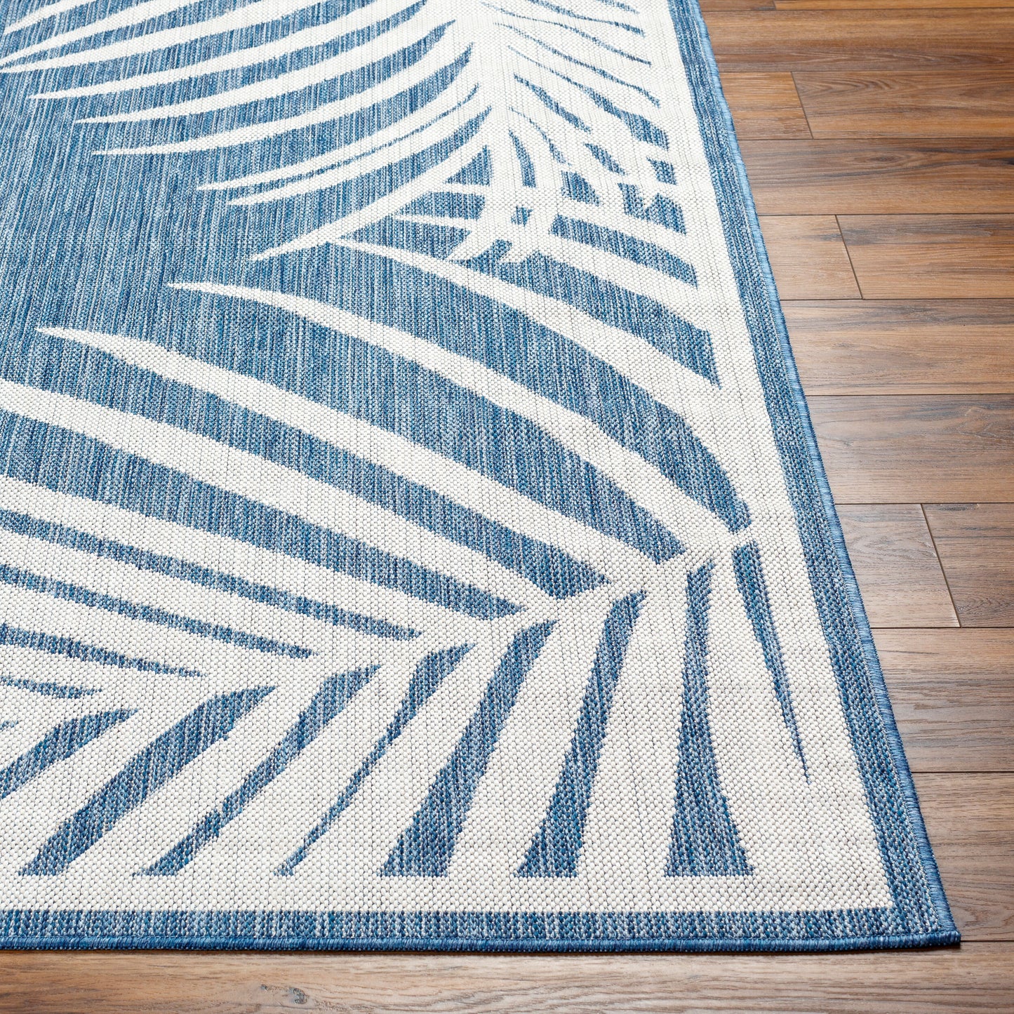 Long Beach LBH-2356 5' x 7' Machine Woven Indoor/Outdoor Area Rug