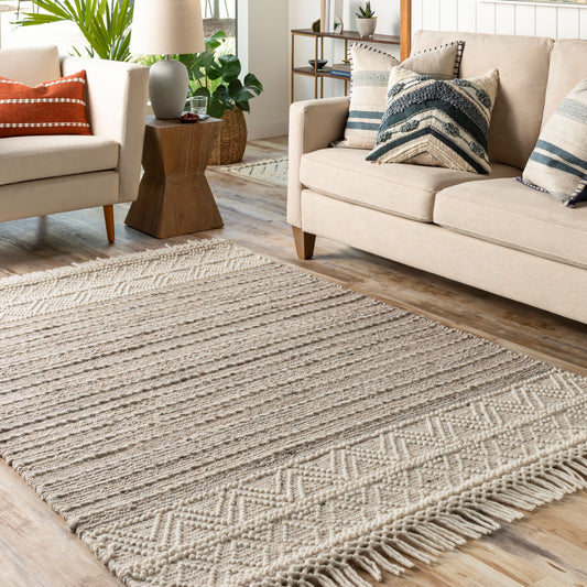 Lucia LCI-2305 2' x 3' Handmade Accent Rug