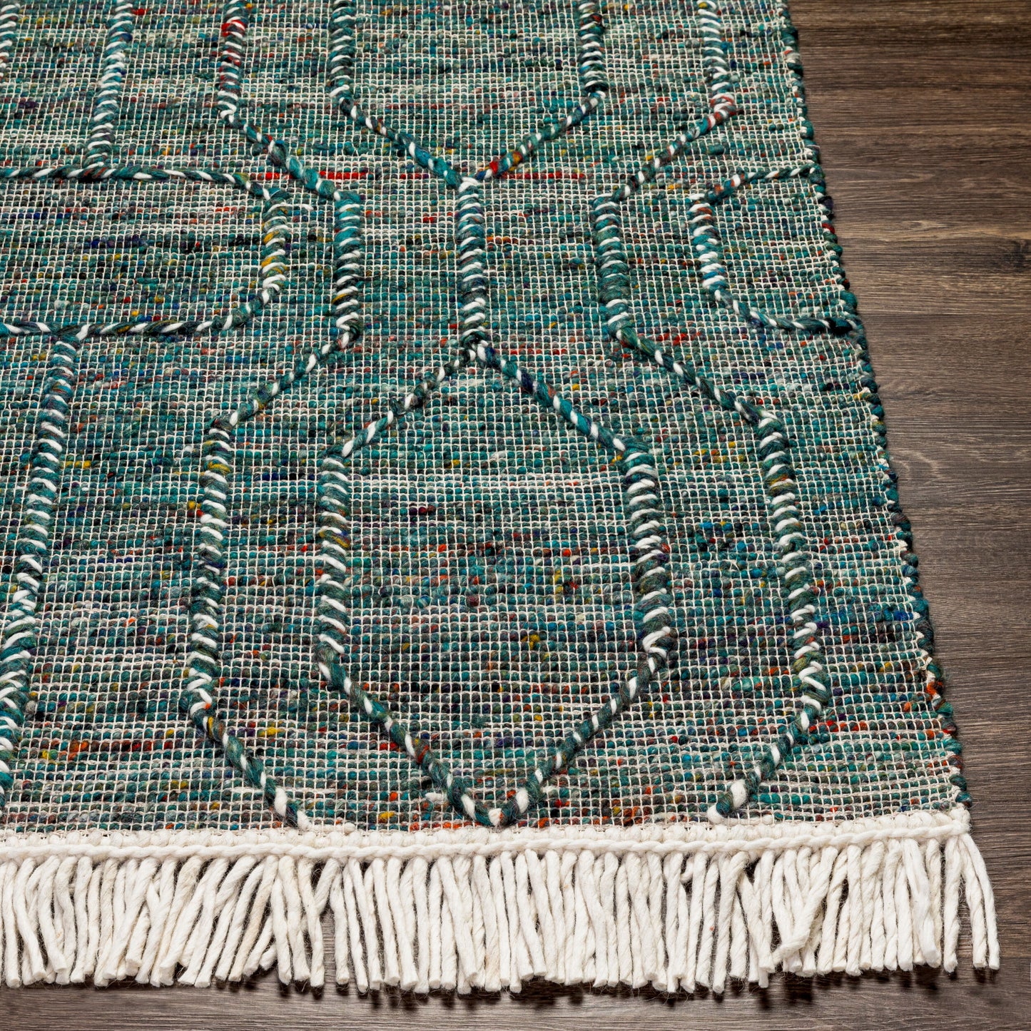 Lucia LCI-2306 2' x 3' Handmade Accent Rug