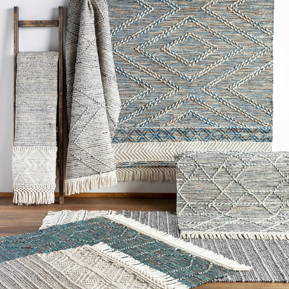 Lucia LCI-2305 Hand Woven Rug