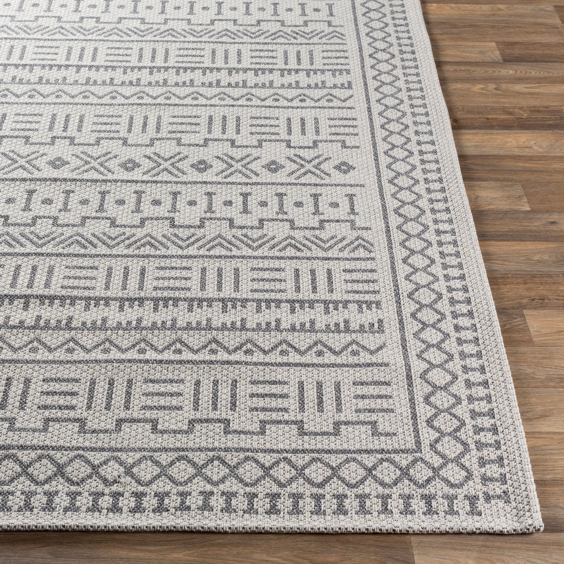 La Casa LCS-2302 Machine Woven Rug