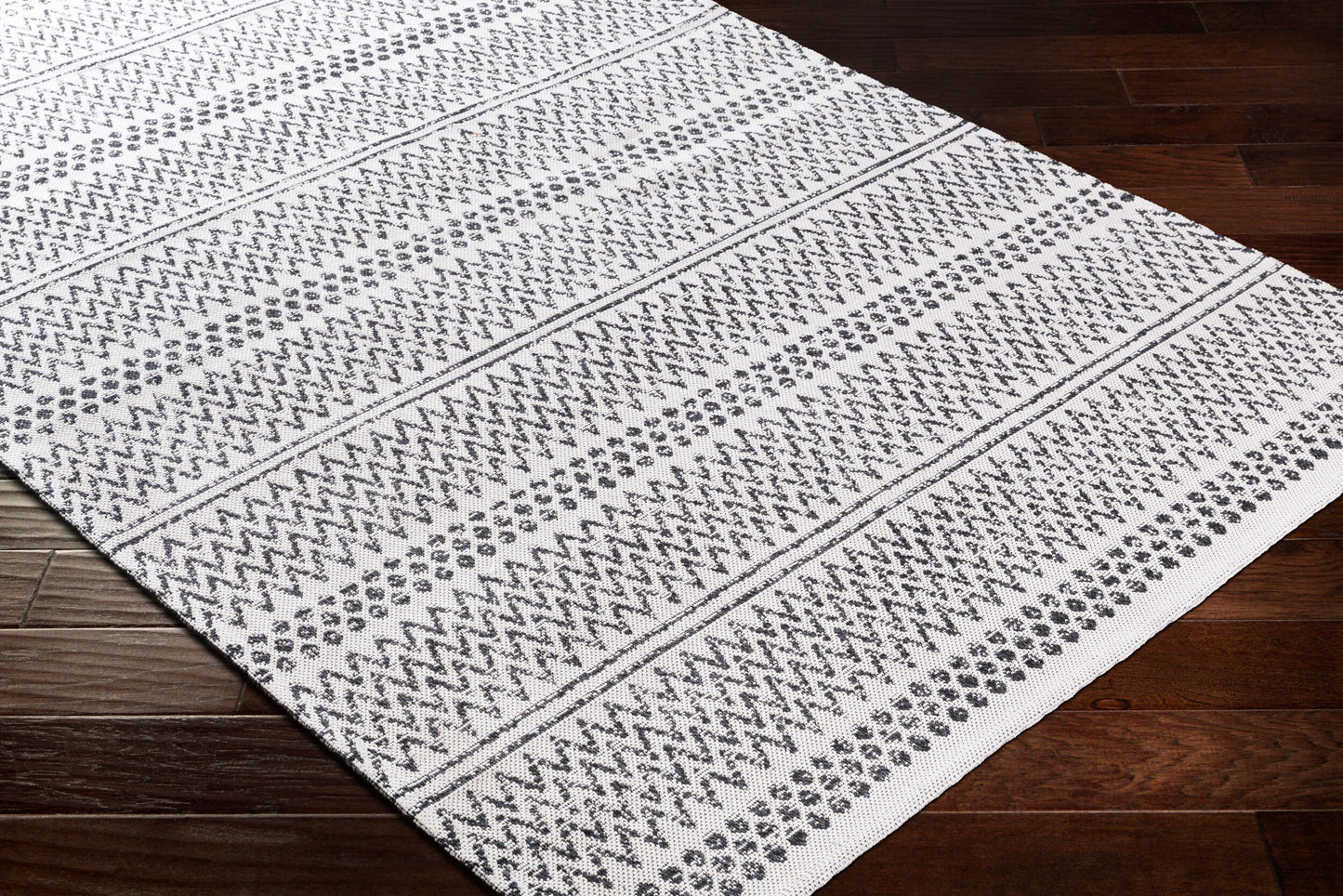 La Casa LCS-2304 6' x 9' Machine Woven Washable Area Rug