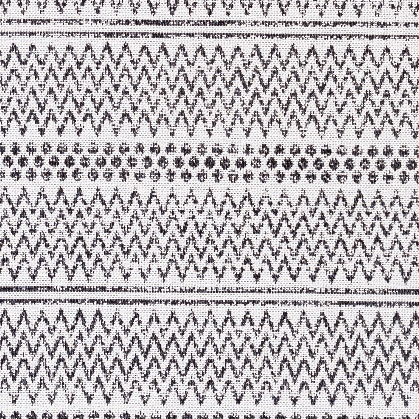 La Casa LCS-2304 2' x 3'9" Machine Woven Washable Accent Rug