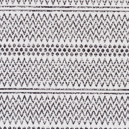 La Casa LCS-2304 2' x 3'9" Machine Woven Washable Accent Rug