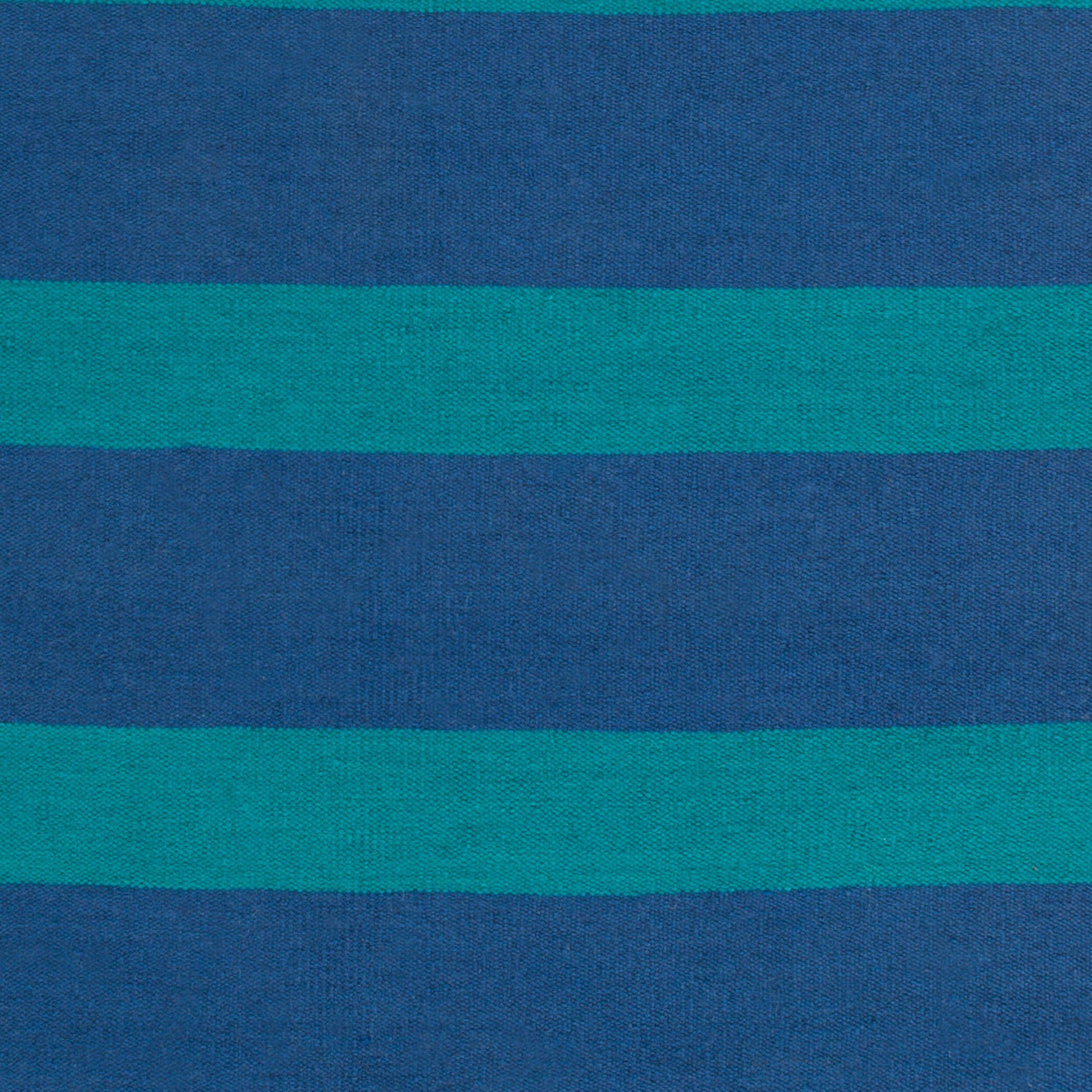 Lagoon LGO-2040 Hand Woven Rug