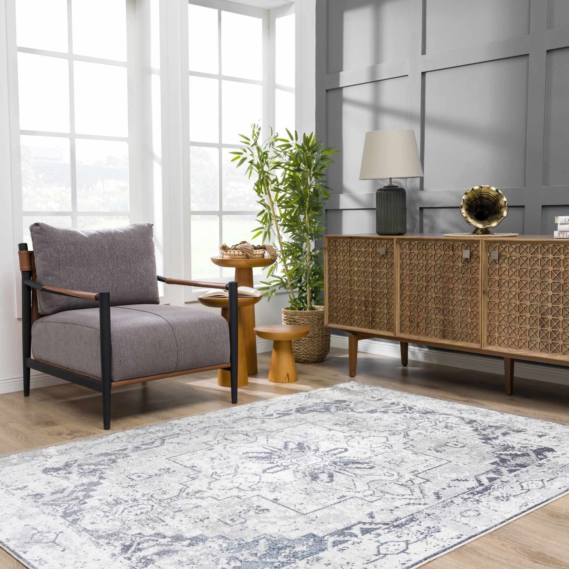Lillian LLL-2300 Machine Woven Rug