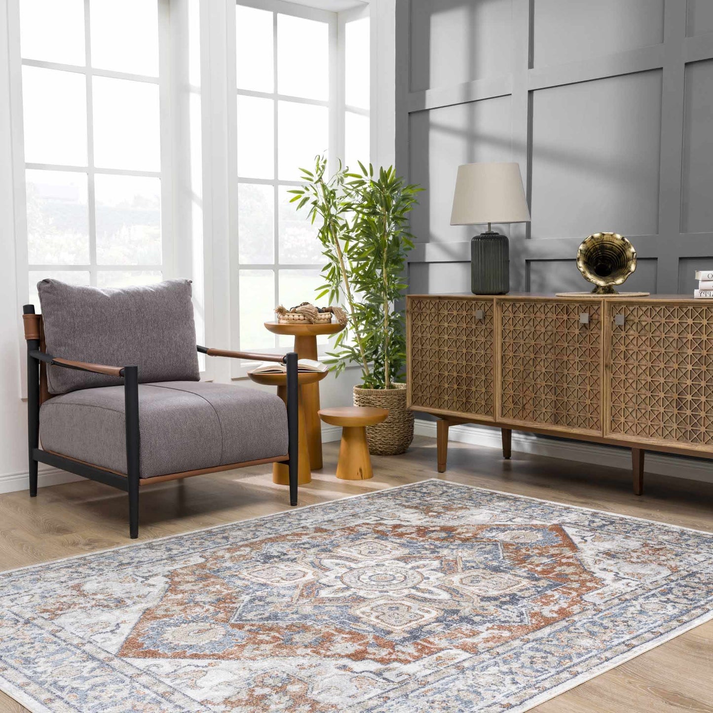 Lillian LLL-2330 Machine Woven Rug