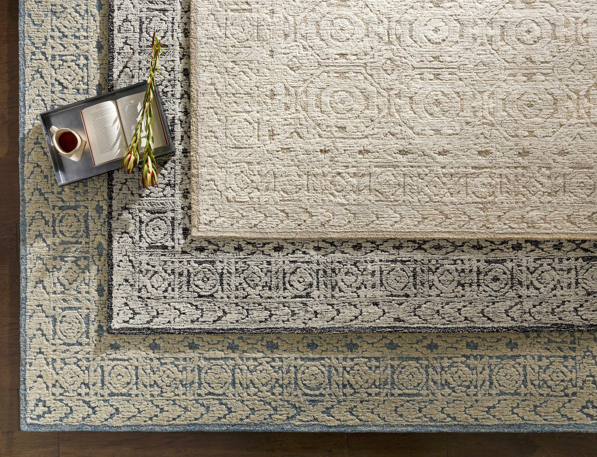 Louvre LOU-2304 Hand Tufted Rug