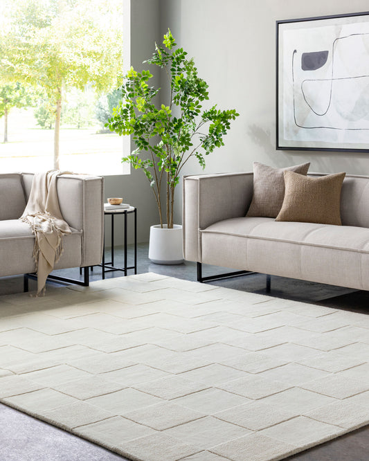 Mystique M-5473 5' x 7' Handmade Wool Area Rug