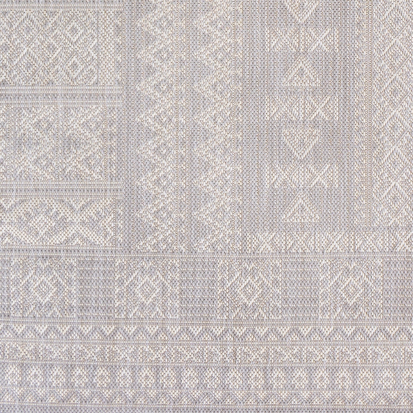 Malibu MBU-2321 6' x 9' Machine Woven Indoor/Outdoor Area Rug