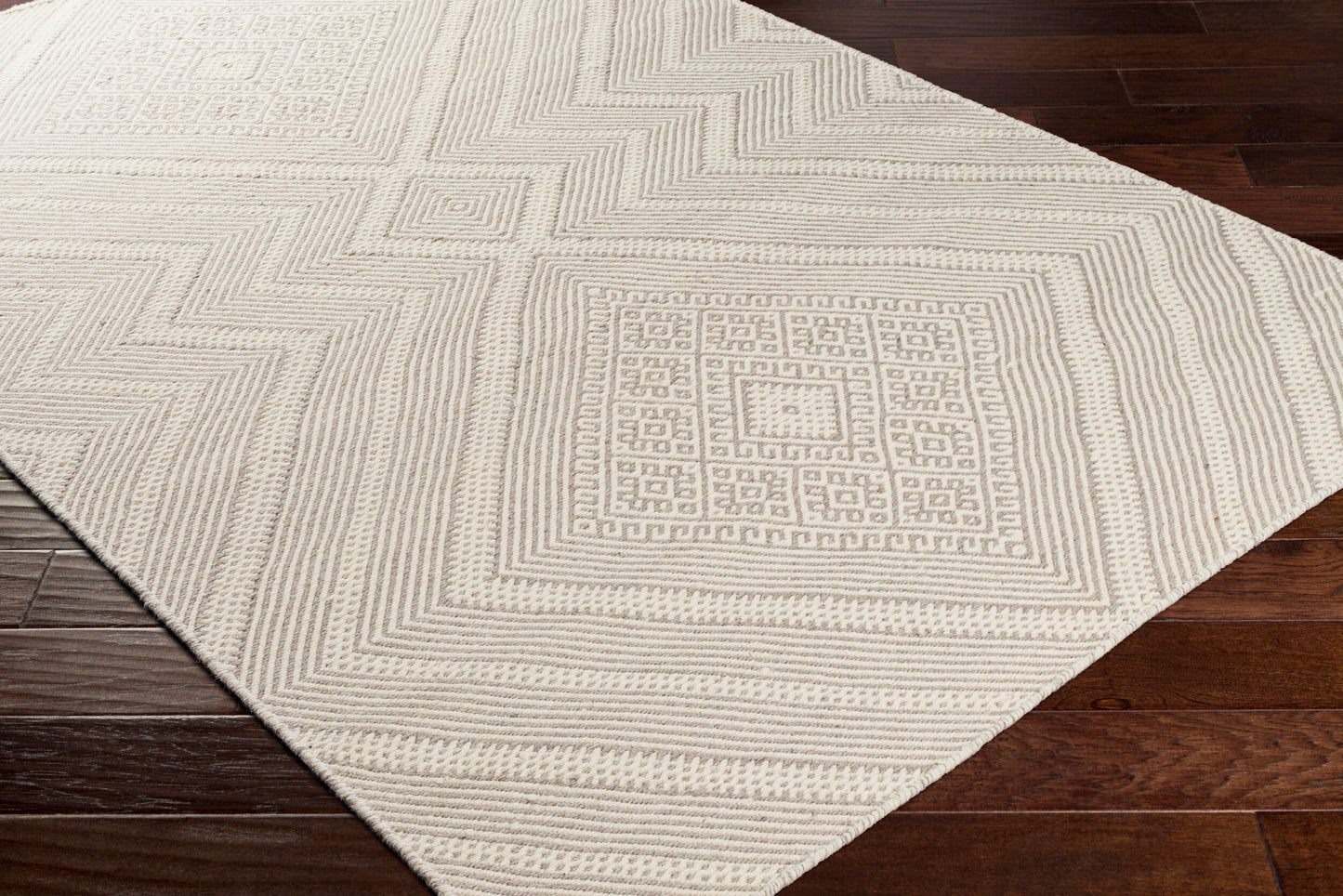Mardin MDI-2309 2' x 3' Handmade Wool Accent Rug