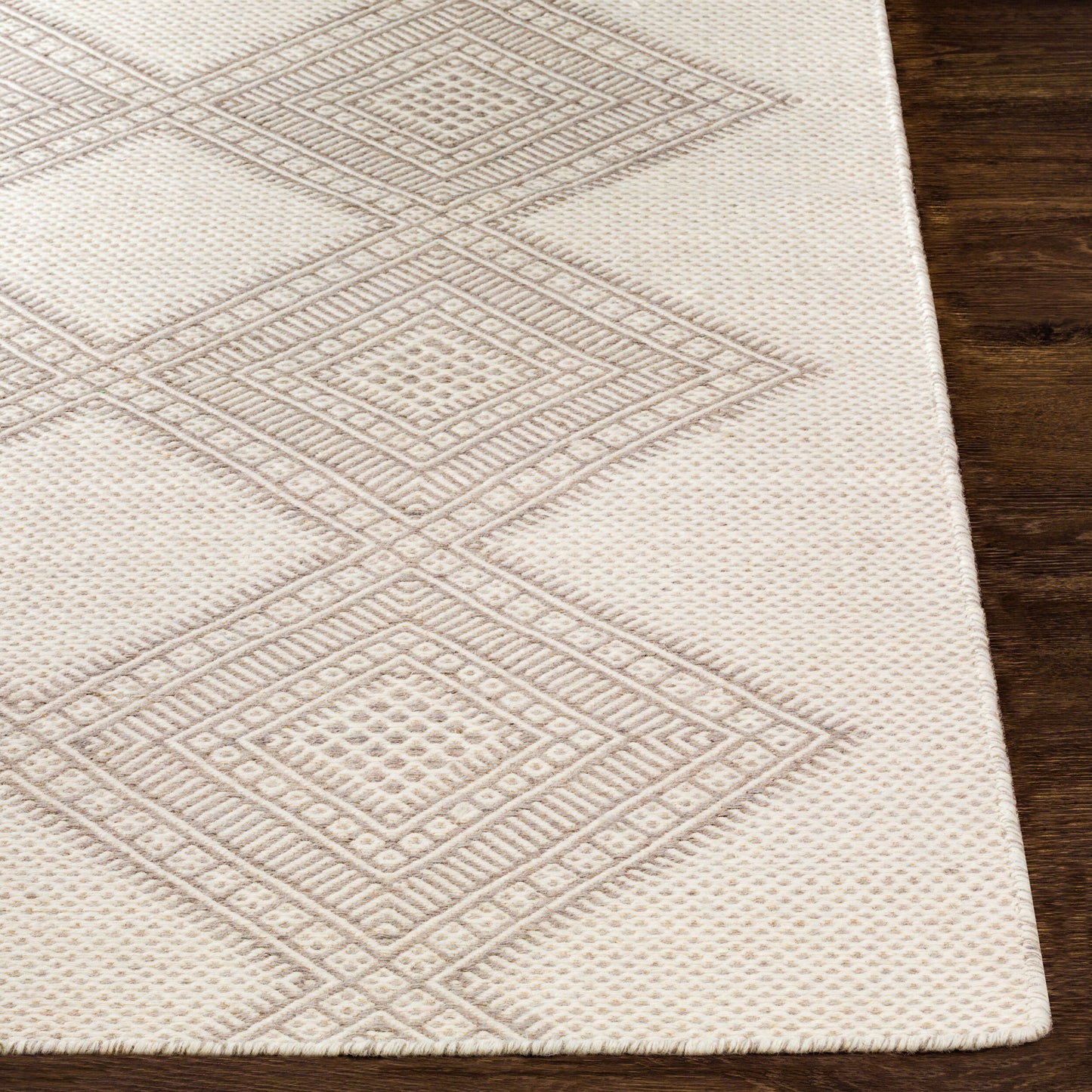 Mardin MDI-2311 2' x 3' Handmade Wool Accent Rug