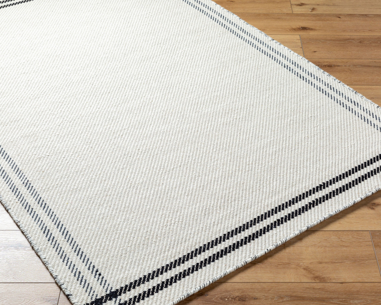 Mardin MDI-2333 2' x 3' Handmade Wool Accent Rug