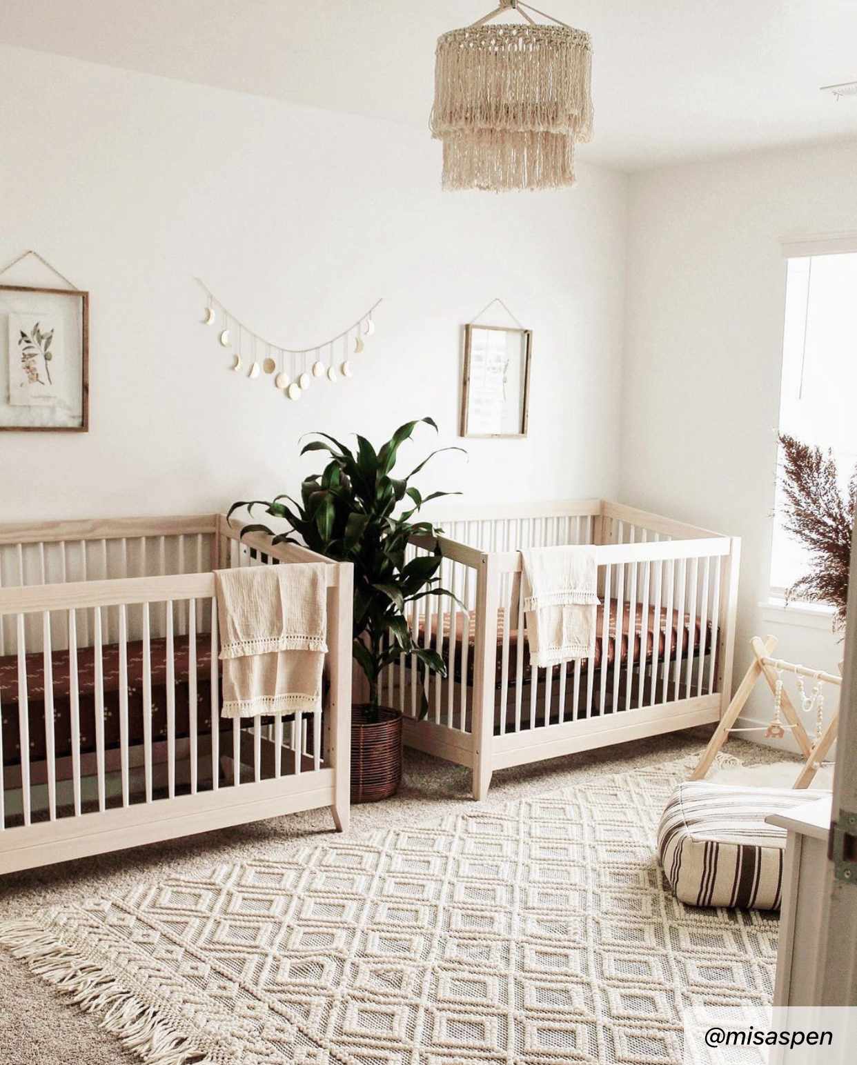 Farmhouse Tassels FTS-2303 Hand Woven Rug