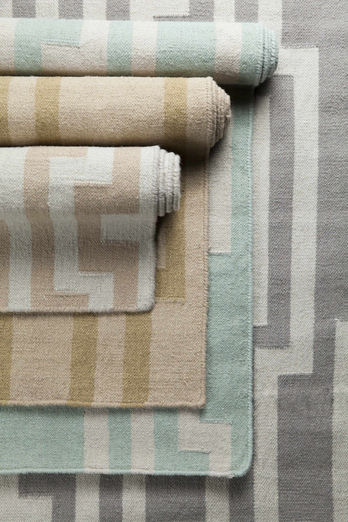 Market Place MKP-1011 Hand Woven Rug