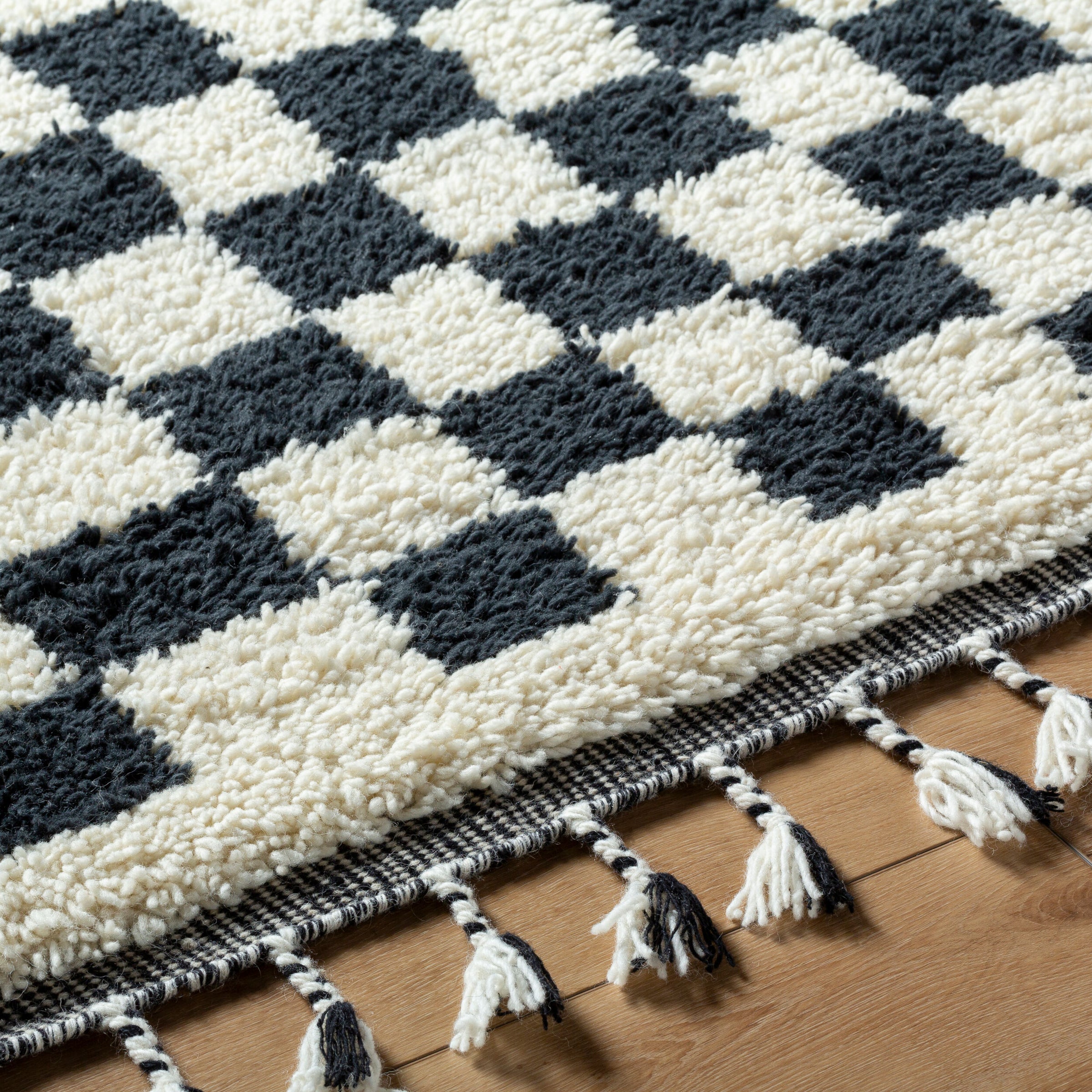 Mirela MMI-2301 Hand Woven Rug