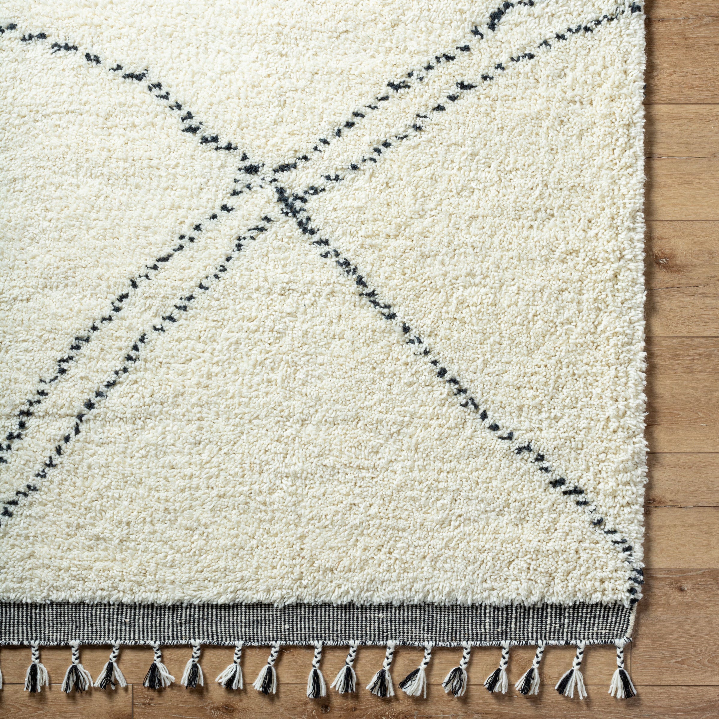 Mirela MMI-2302 Hand Woven Rug