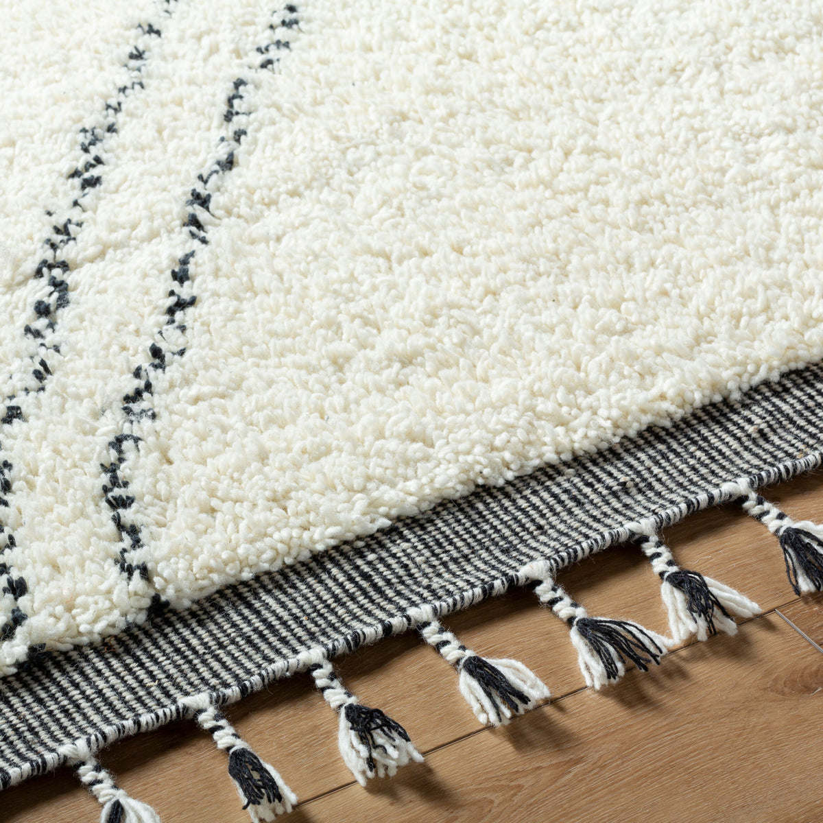Mirela MMI-2302 Hand Woven Rug