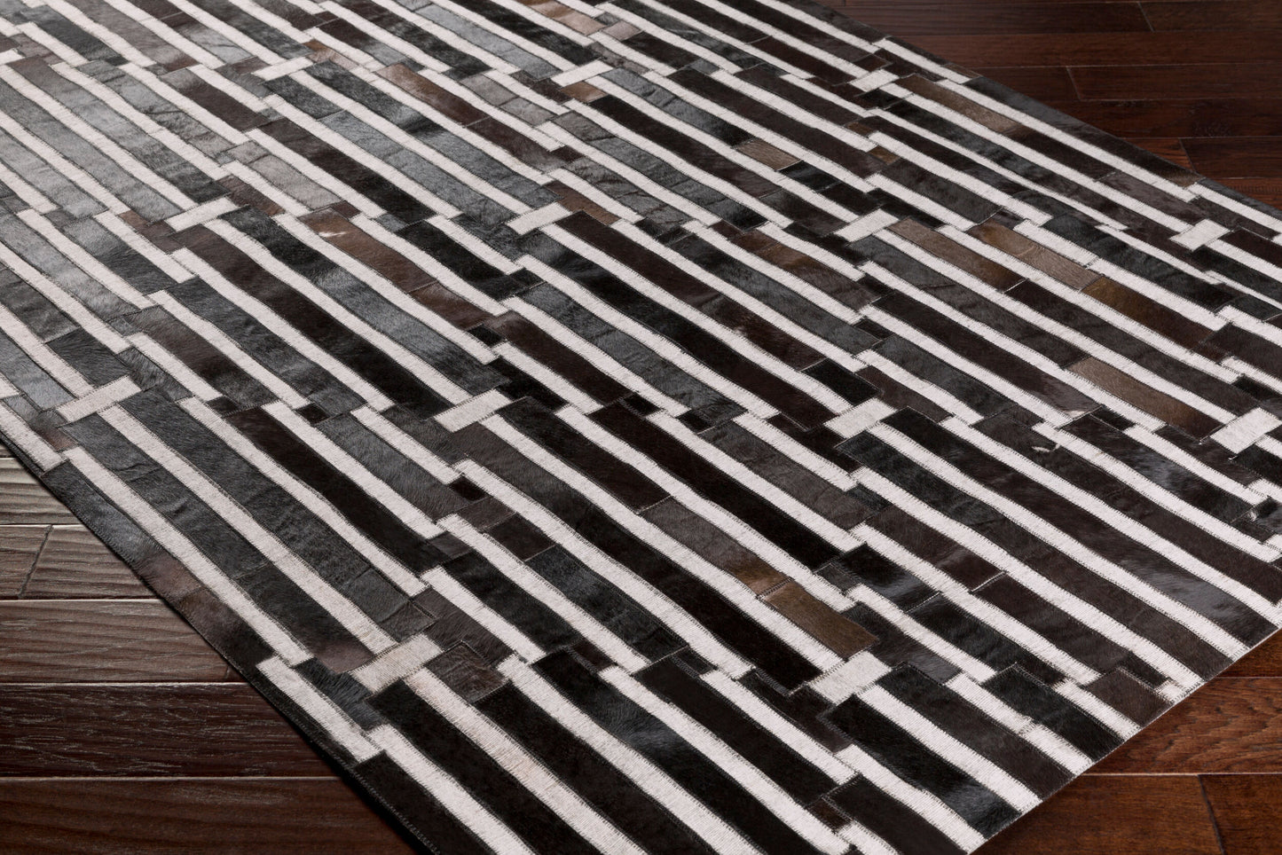 Medora MOD-1017 2' x 3' Handmade Accent Rug