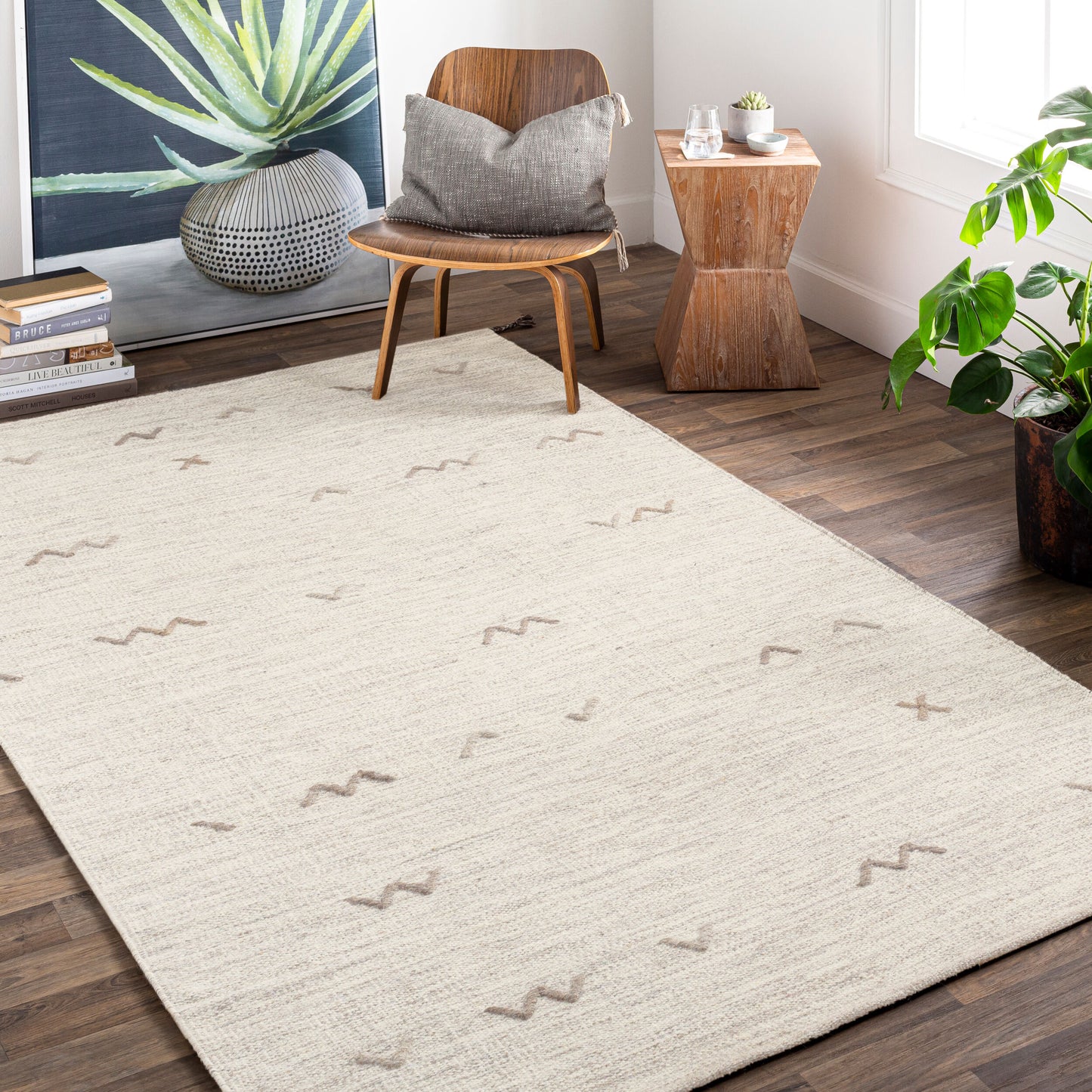 Montezuma MTZ-2004 2' x 3' Handmade Wool Accent Rug