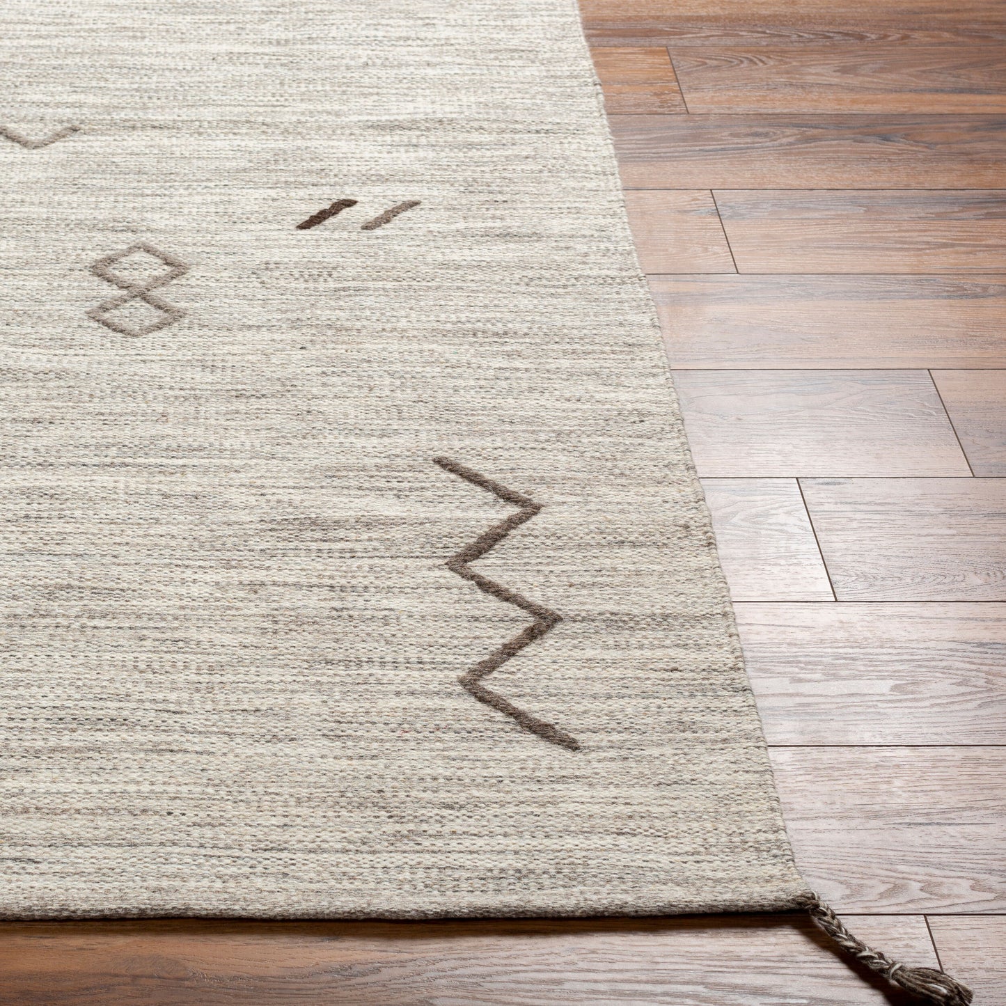 Montezuma MTZ-2005 2' x 3' Handmade Wool Accent Rug